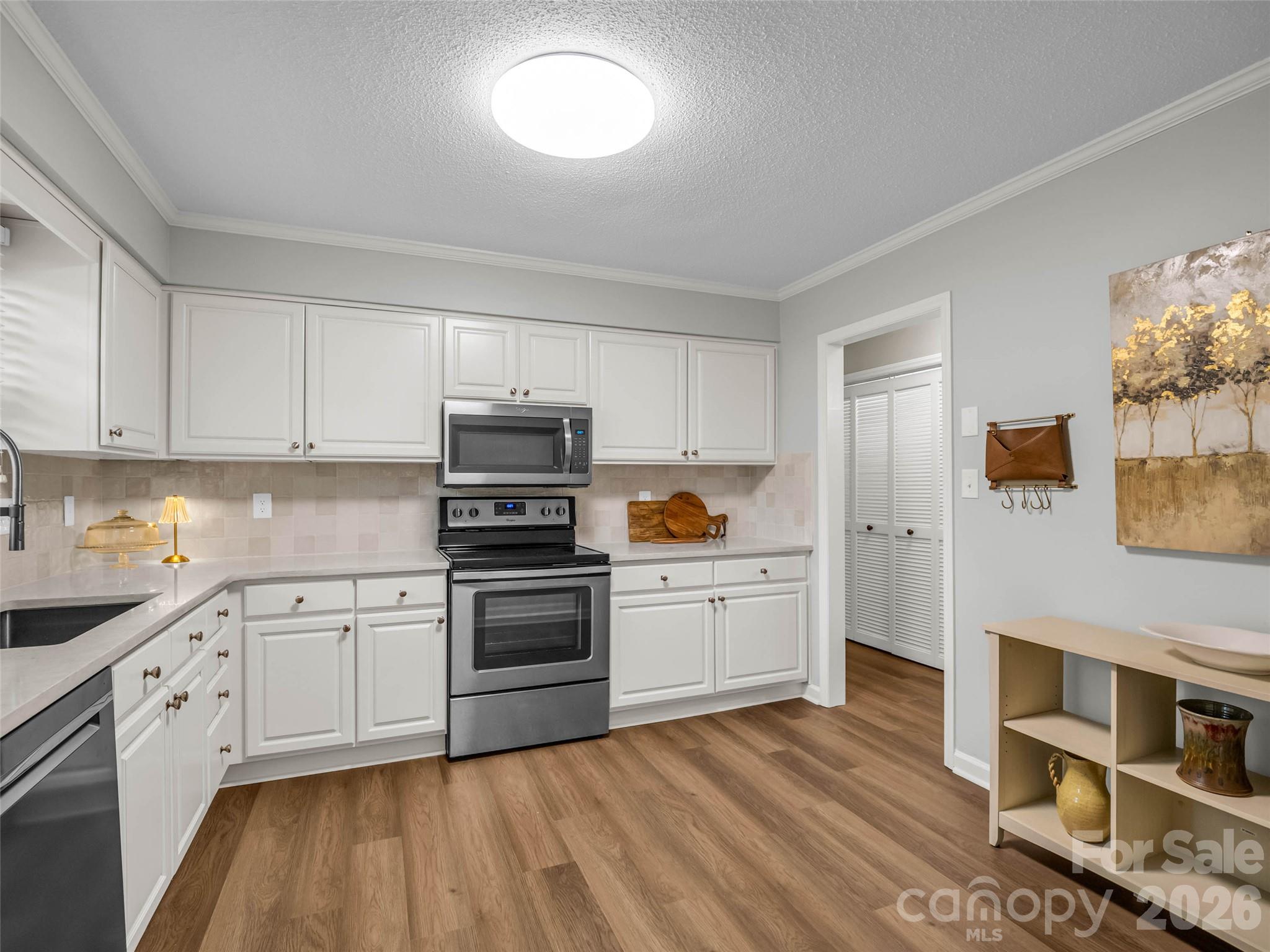Condominium at 1834 Robinwood Road, Gastonia, photo 14 of 32