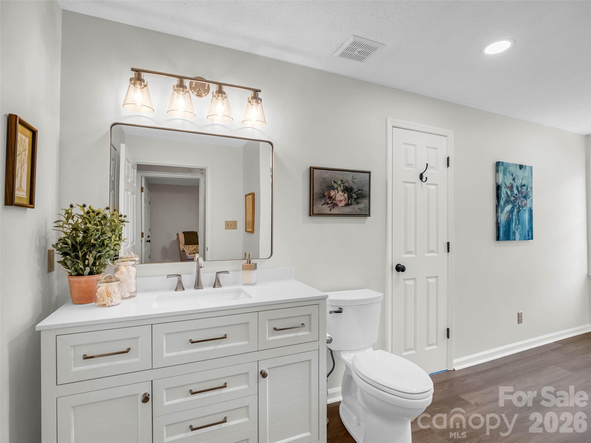 Condominium at 1834 Robinwood Road, Gastonia, photo 26 of 32