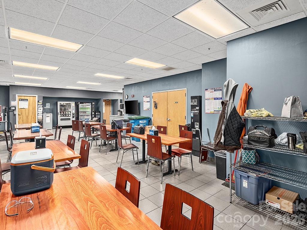 Offices/Work Areas - 140 Vista Boulevard, Arden