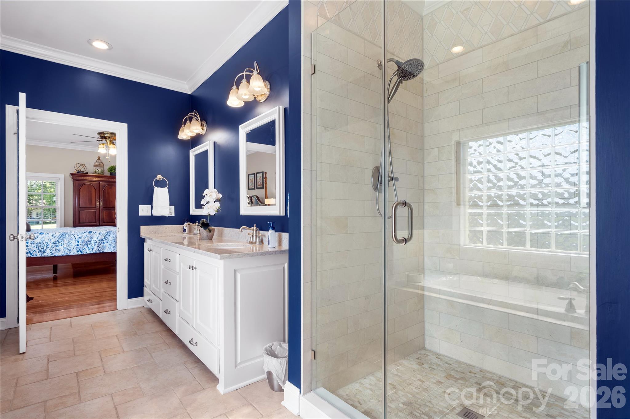 Single Family Residence at 66 Hawks Ridge, Hickory, photo 24 of 48