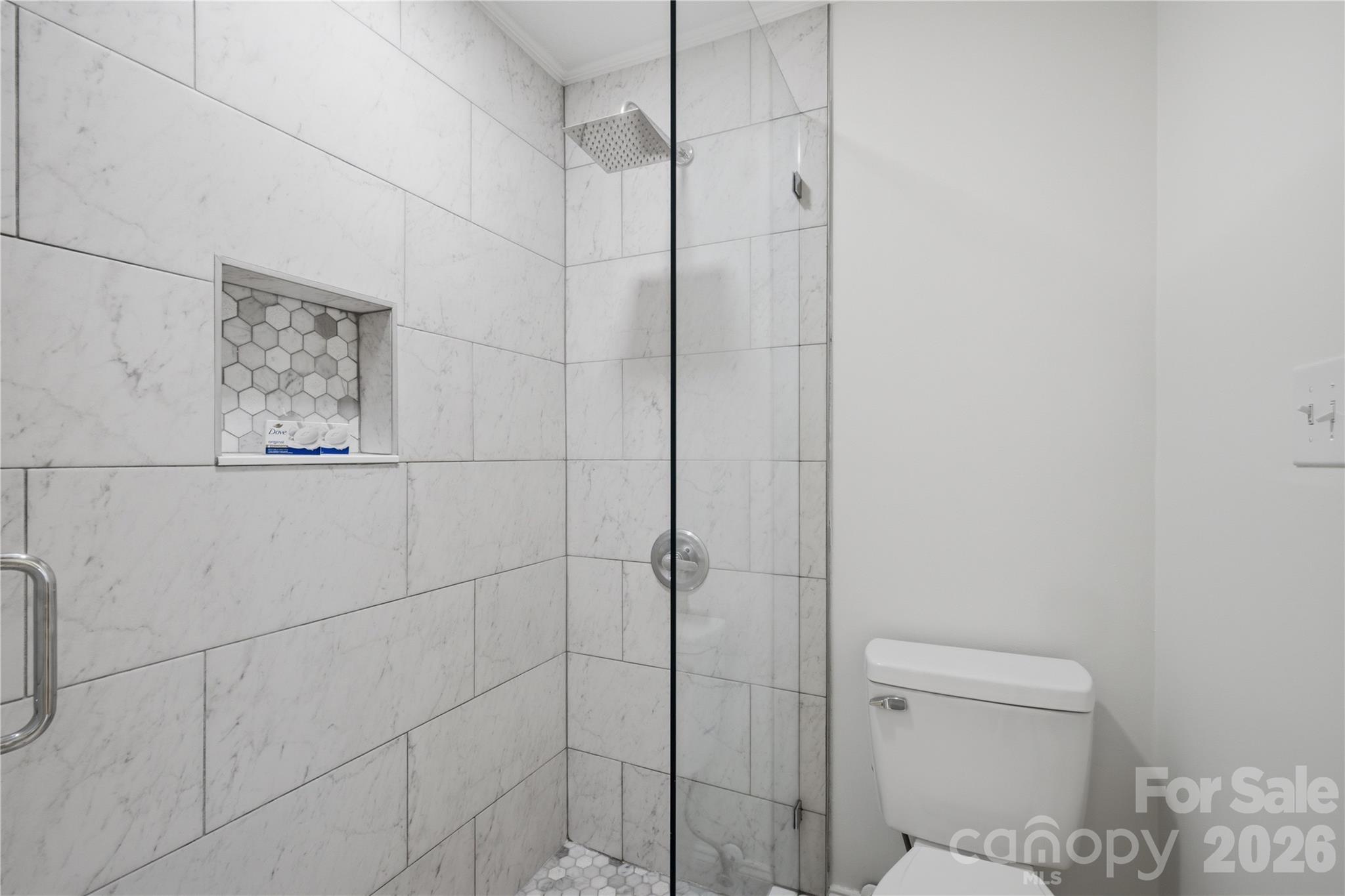 Condominium at 1109 E Morehead Street, Charlotte, photo 13 of 22