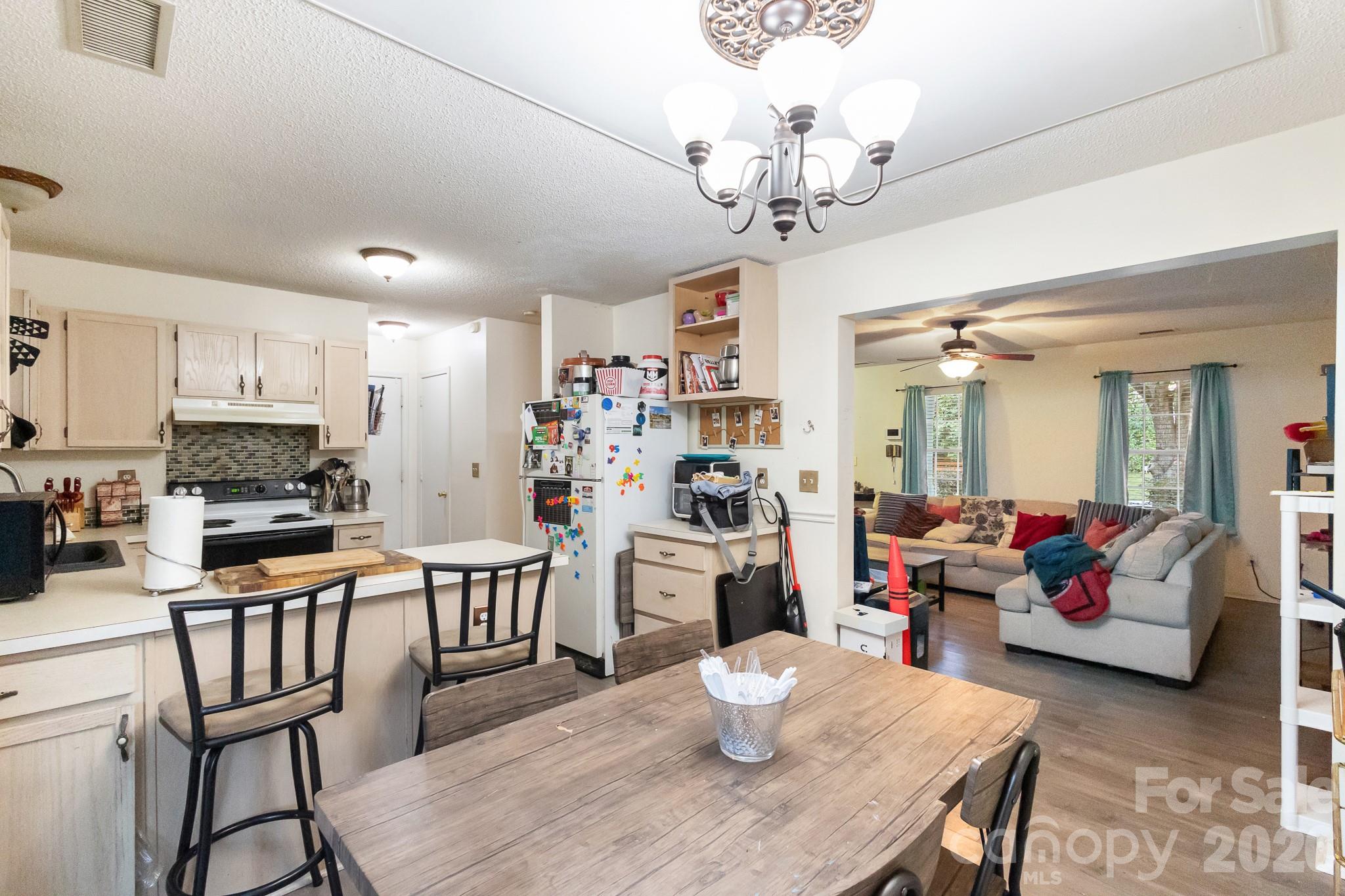 Single Family Residence at 3081 Parade Lane SW, Concord, photo 12 of 32