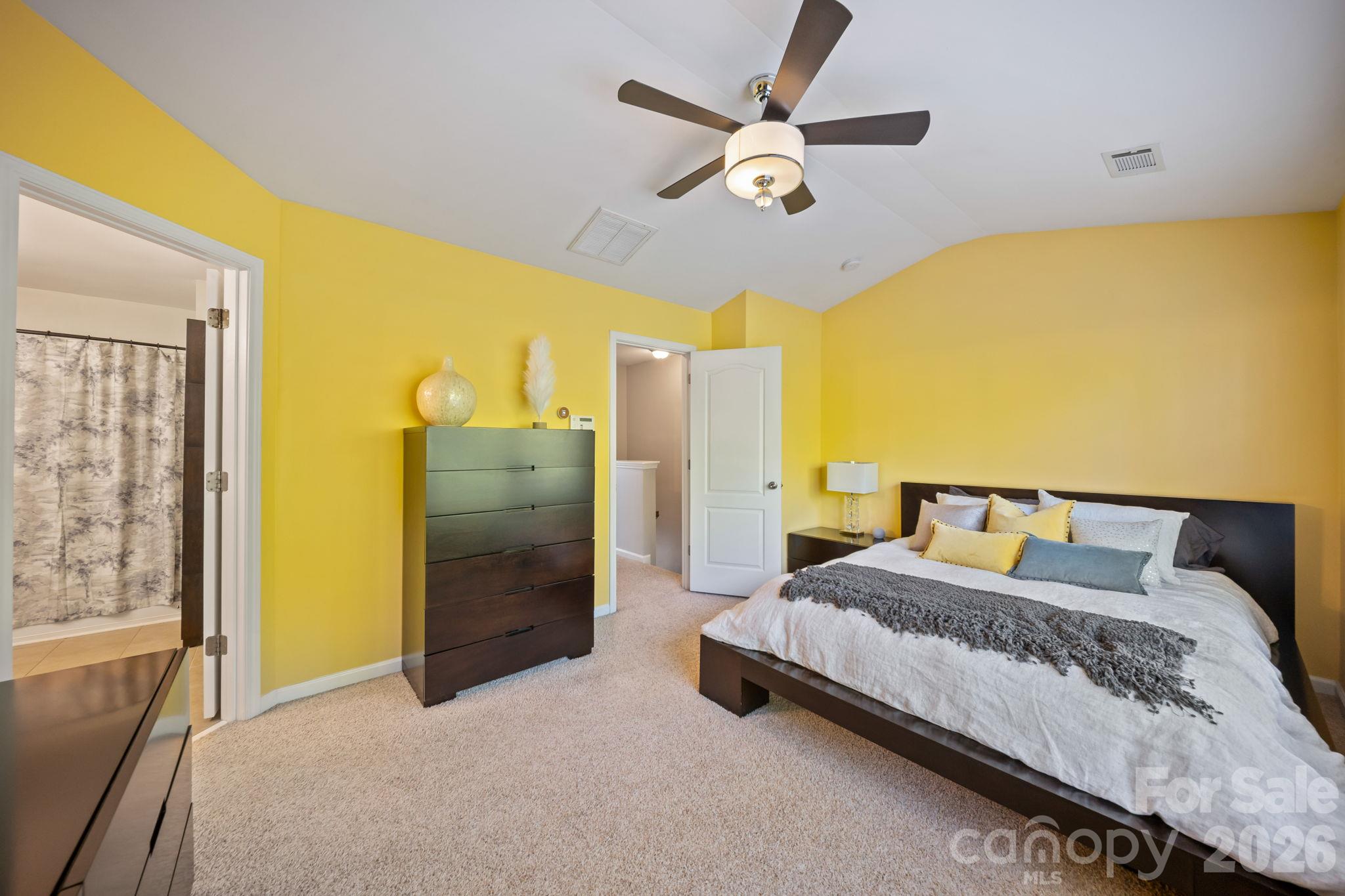 Townhouse at 2643 Early Flight Drive, Charlotte, photo 10 of 37