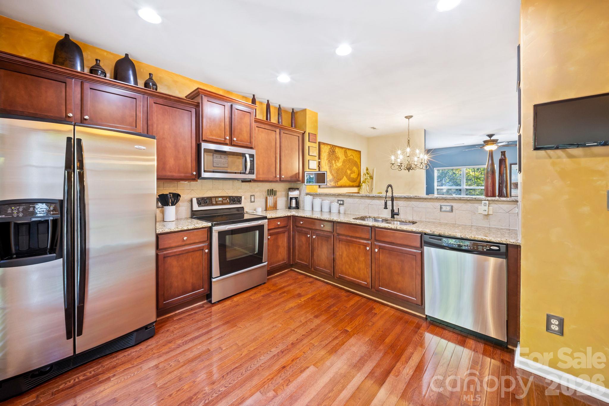 Townhouse at 2643 Early Flight Drive, Charlotte, photo 21 of 37
