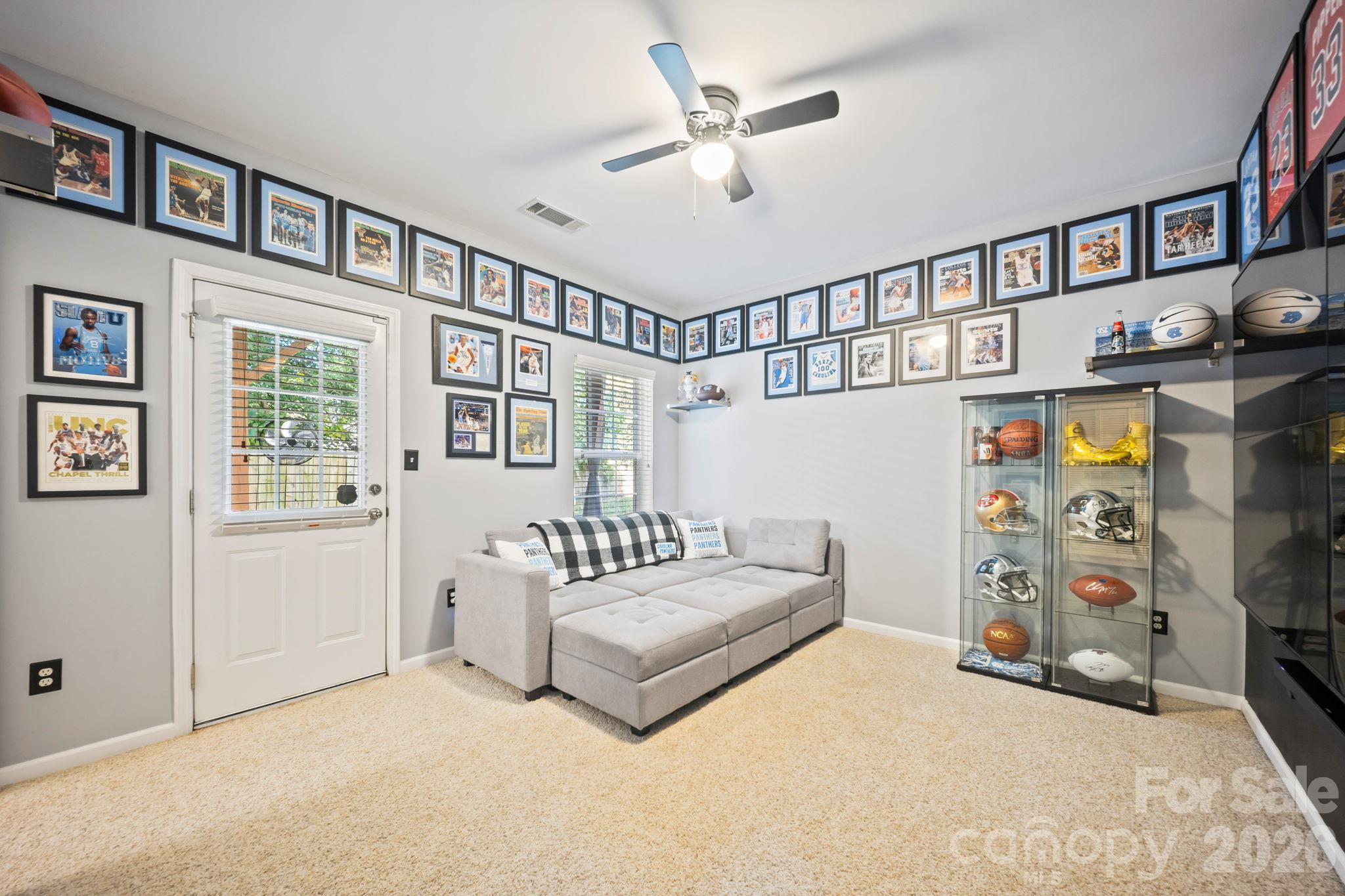 Townhouse at 2643 Early Flight Drive, Charlotte, photo 33 of 37