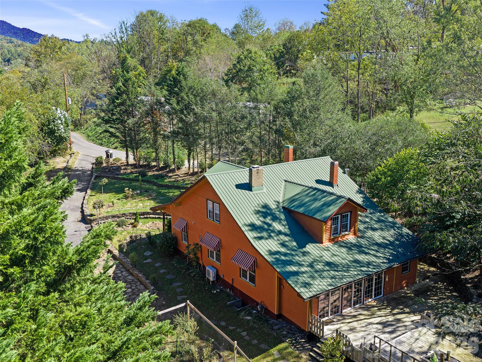 Single Family Residence at 178 Bakers Lane, Bakersville, photo 29 of 38