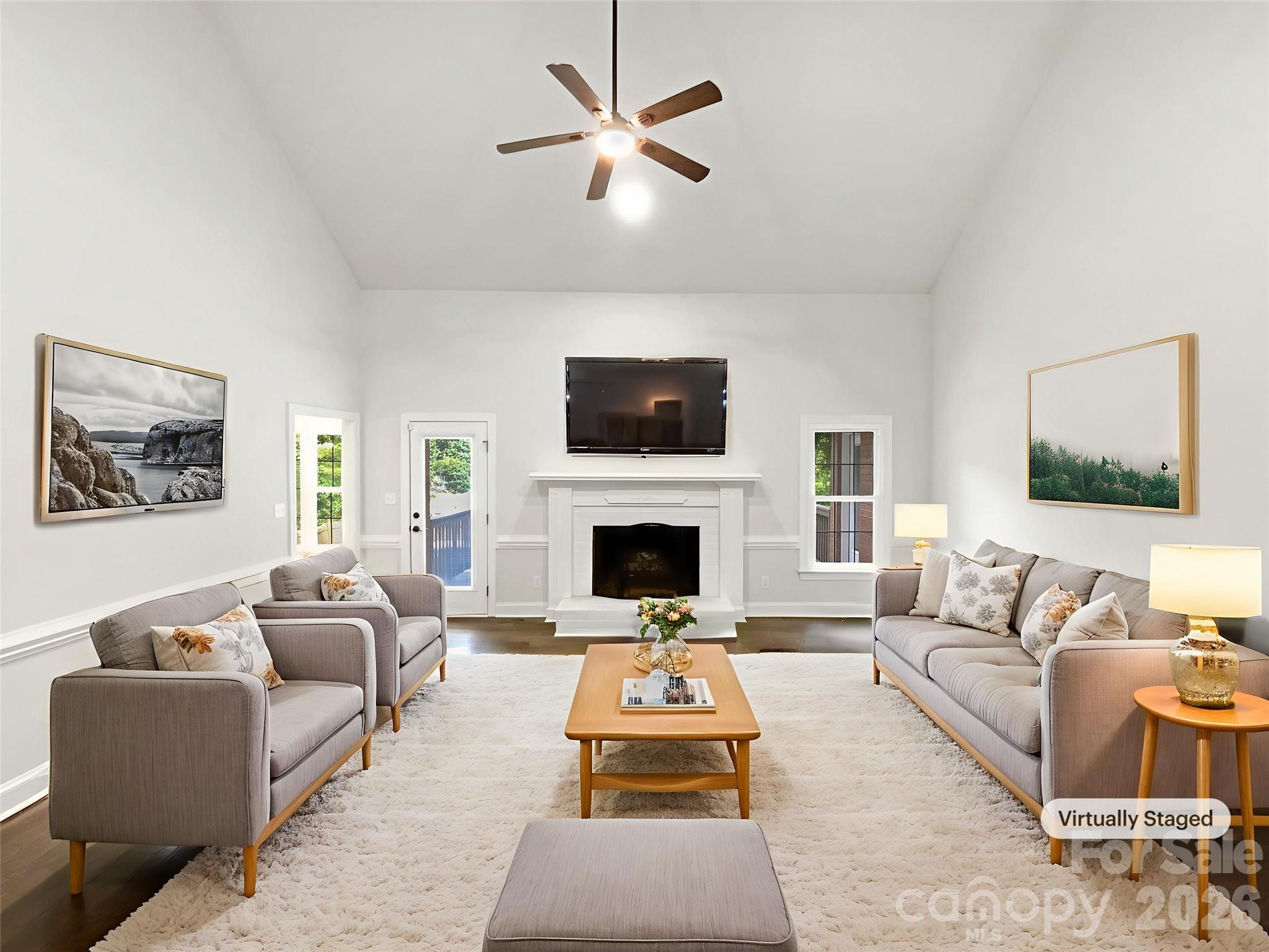 Single Family Residence at 8117 Shannon Woods Lane, Matthews, photo 5 of 26