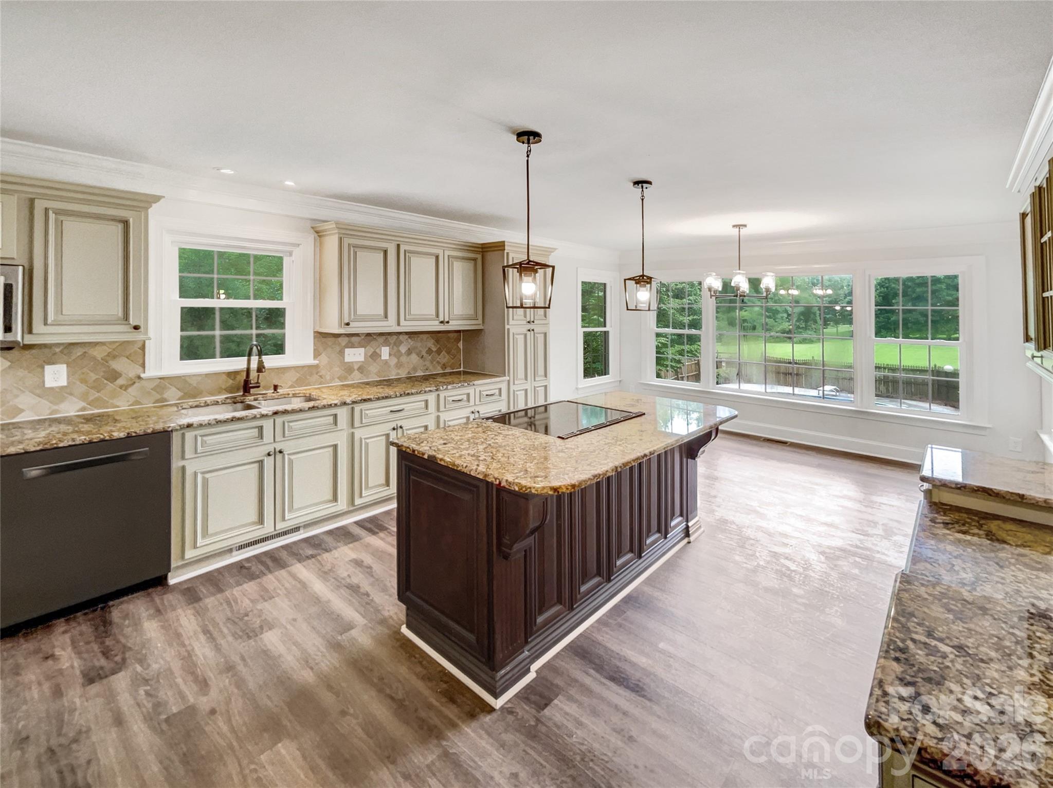 Single Family Residence at 8117 Shannon Woods Lane, Matthews, photo 13 of 26