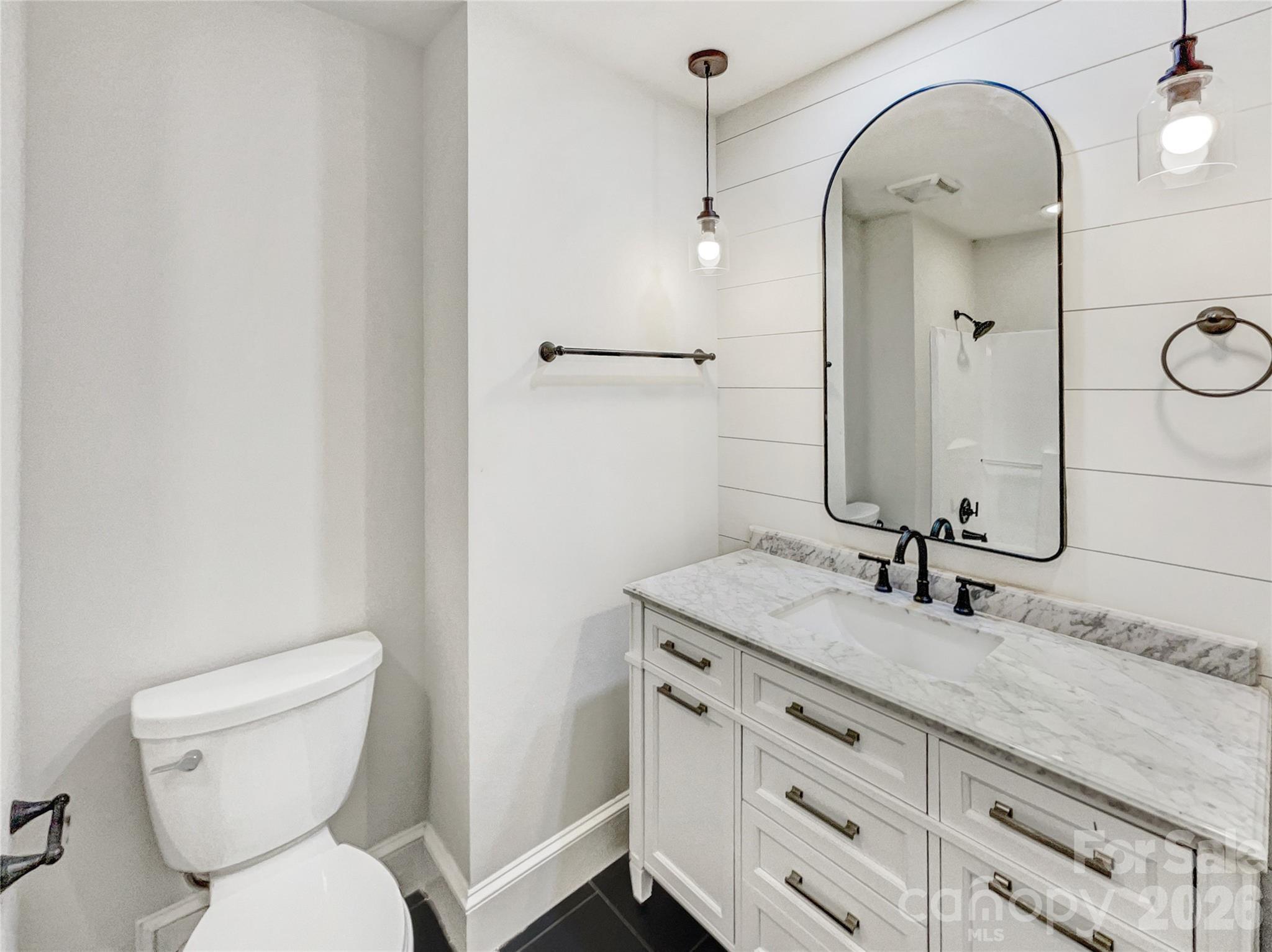 Single Family Residence at 8117 Shannon Woods Lane, Matthews, photo 16 of 26