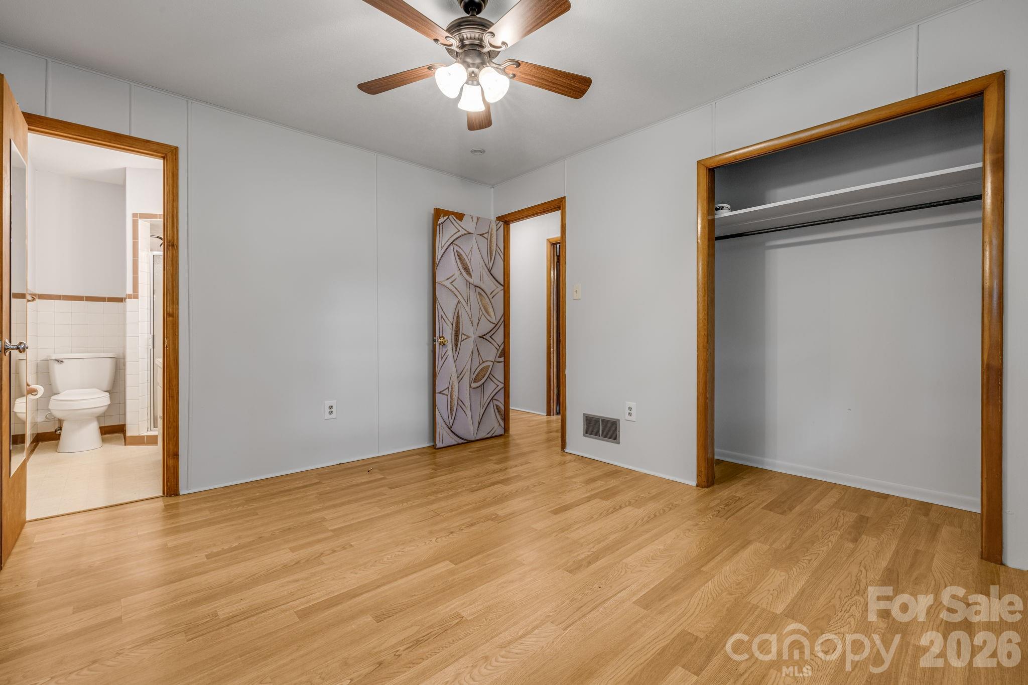 primary bedroom - 25 Hickory Tree Road, Asheville