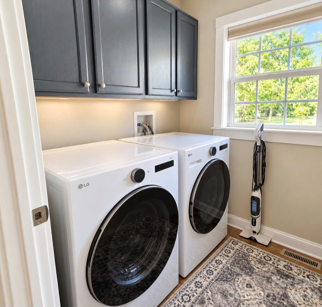Laundry room - 555 Palmer Road, Rockwell