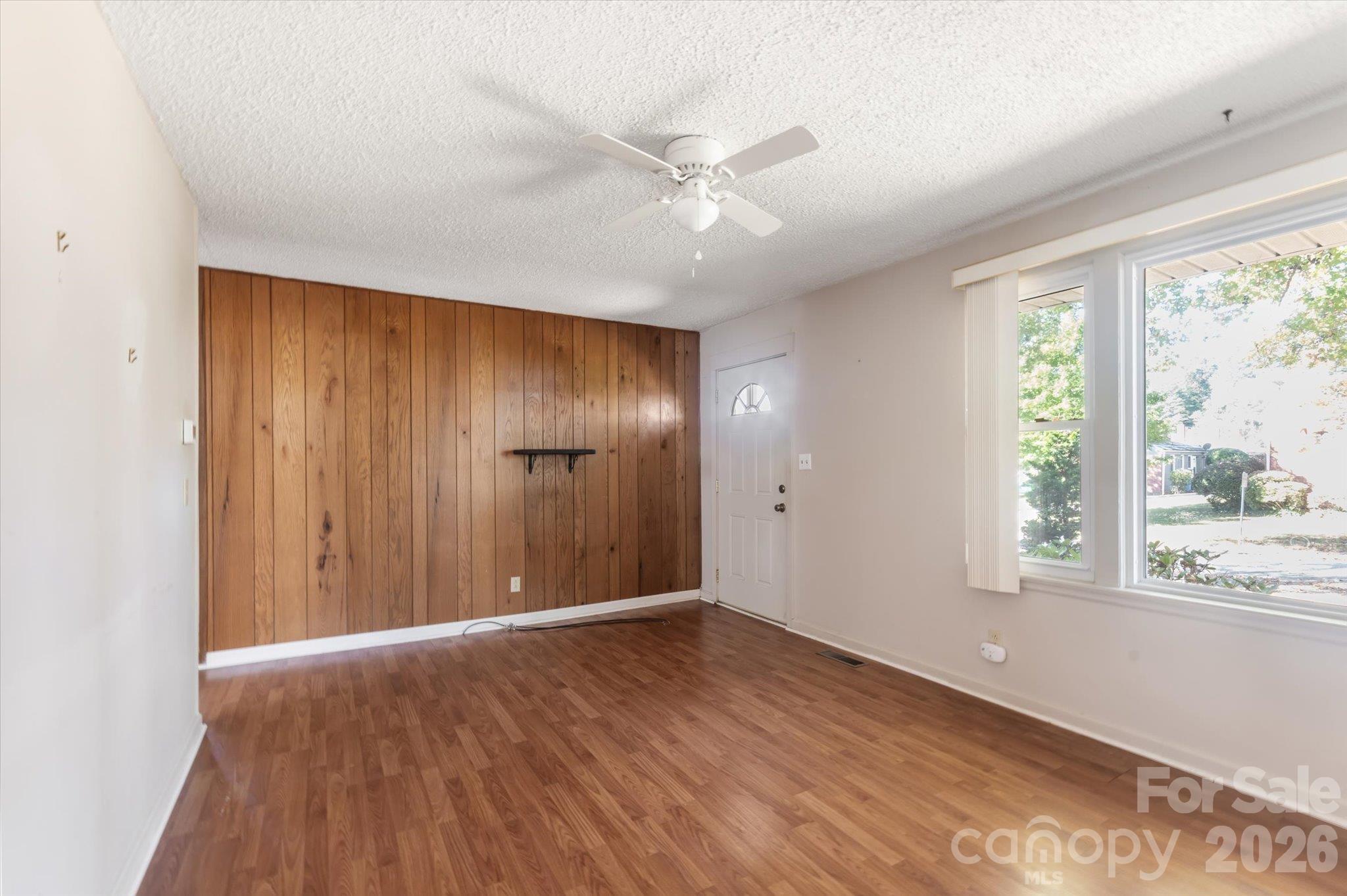 Condominium at 27 Trowbridge Lane, Brevard, photo 6 of 28