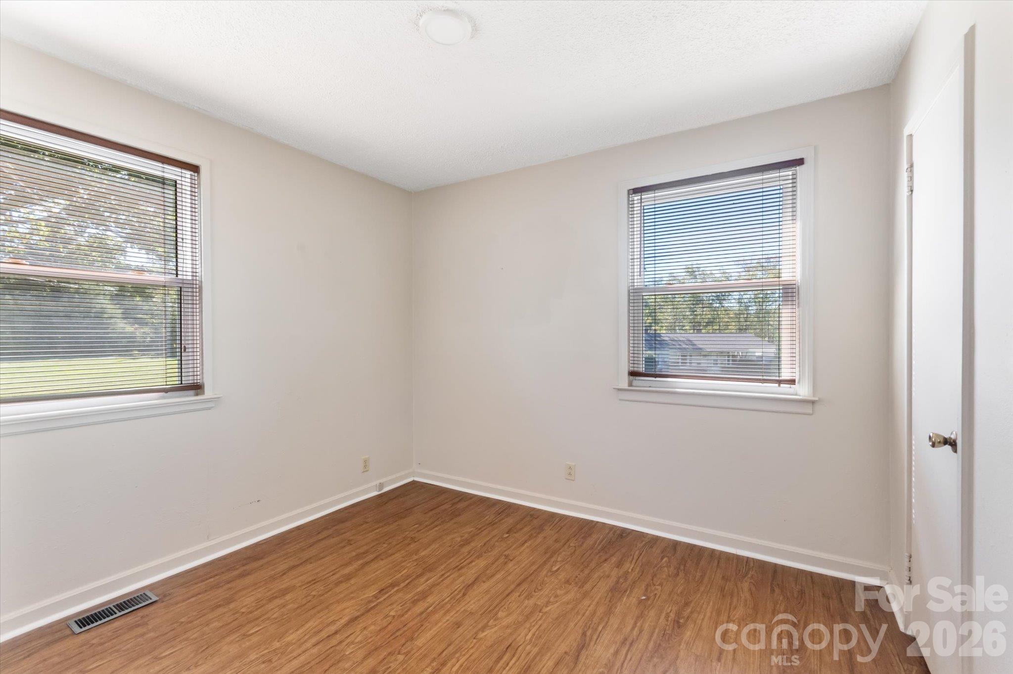 Condominium at 27 Trowbridge Lane, Brevard, photo 12 of 28