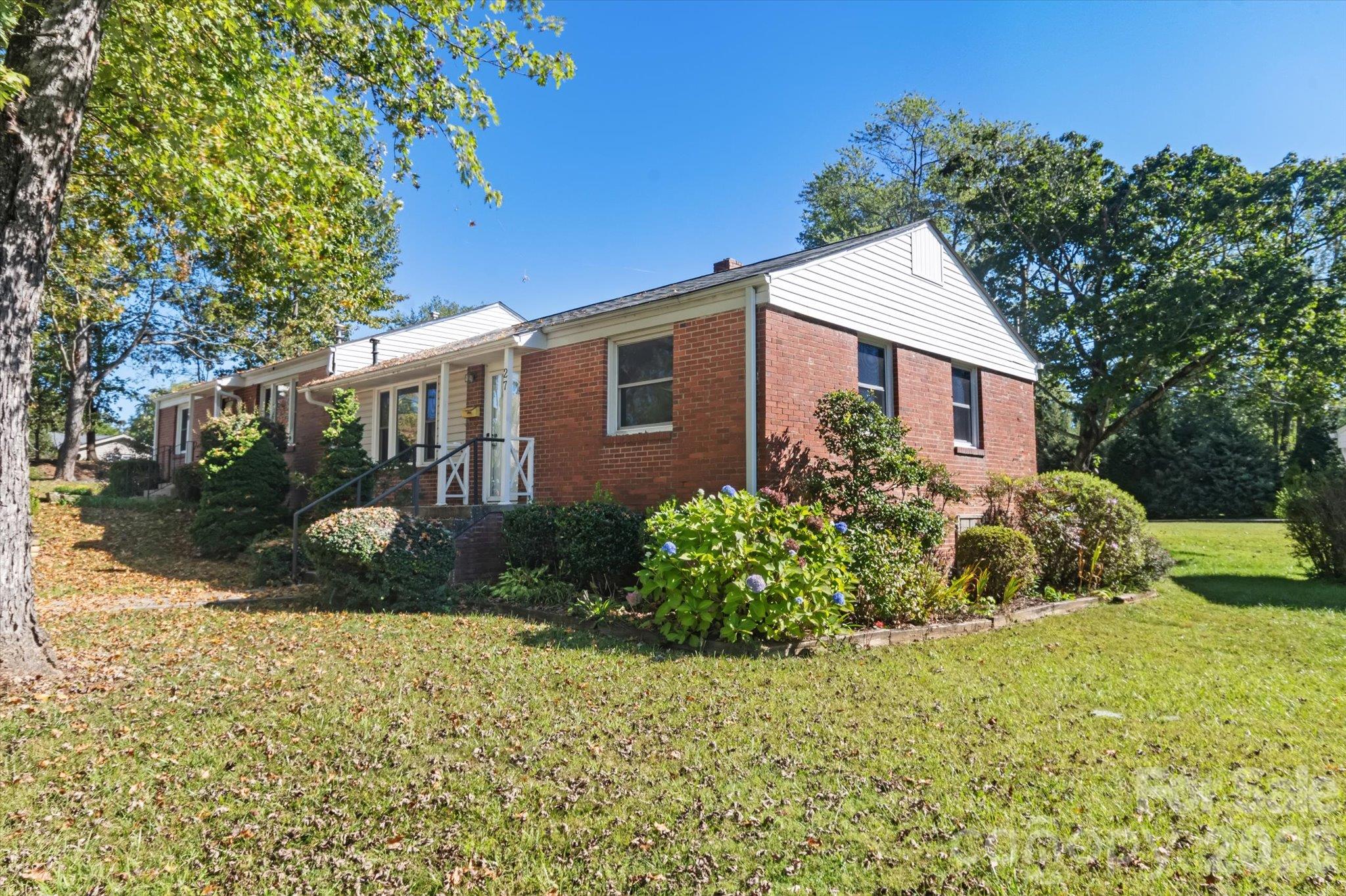 Condominium at 27 Trowbridge Lane, Brevard, photo 21 of 28