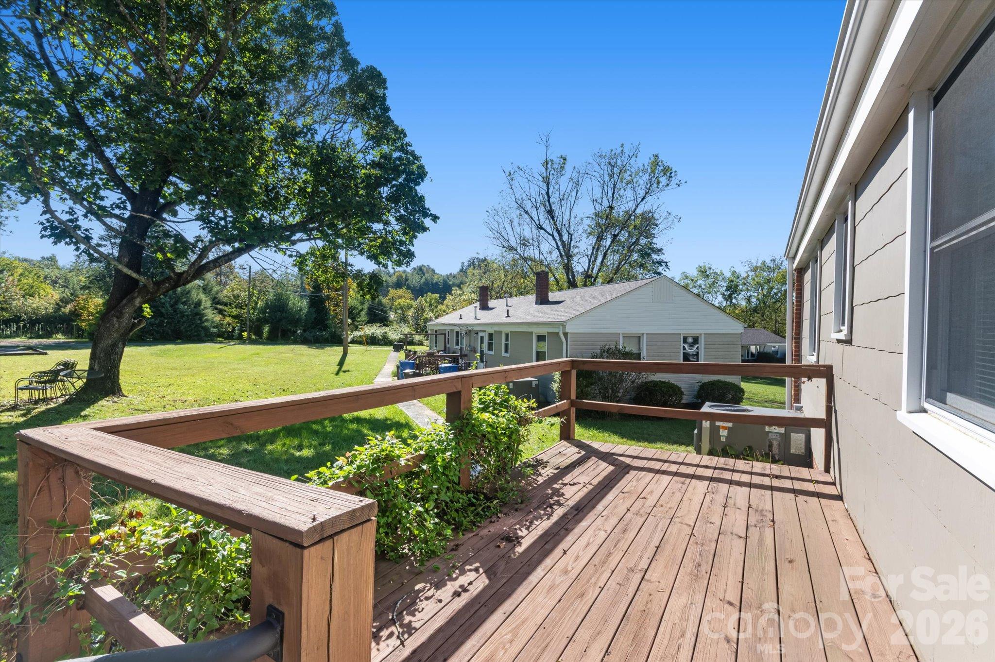 Condominium at 27 Trowbridge Lane, Brevard, photo 23 of 28