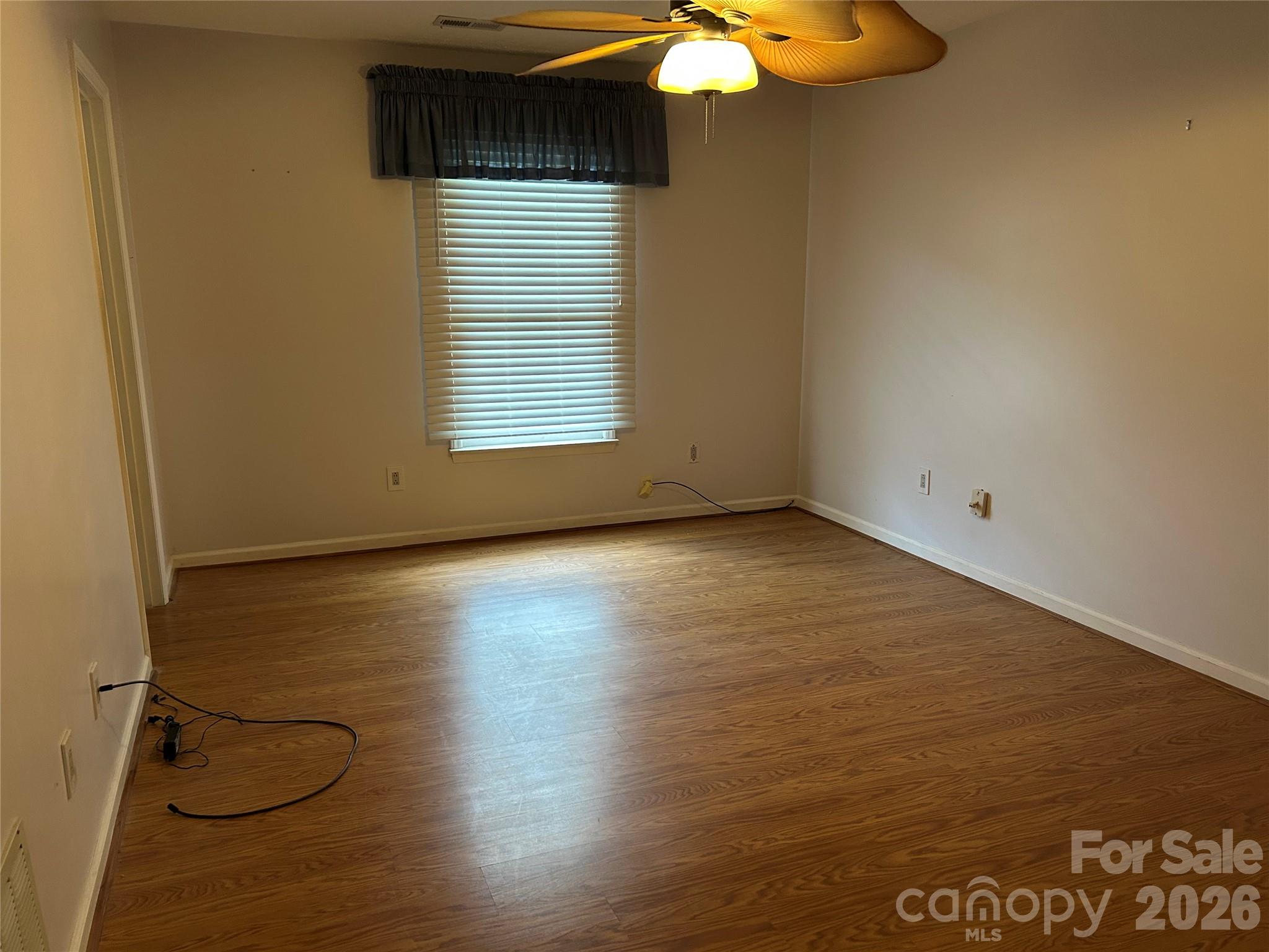 Primary bedroom - 118-1 Lattimore Street, Shelby