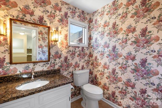 Condominium at 746 N Main Street, Mooresville, photo 9 of 30