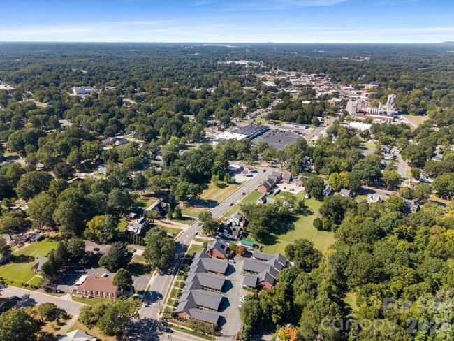 Condominium at 746 N Main Street, Mooresville, photo 24 of 30
