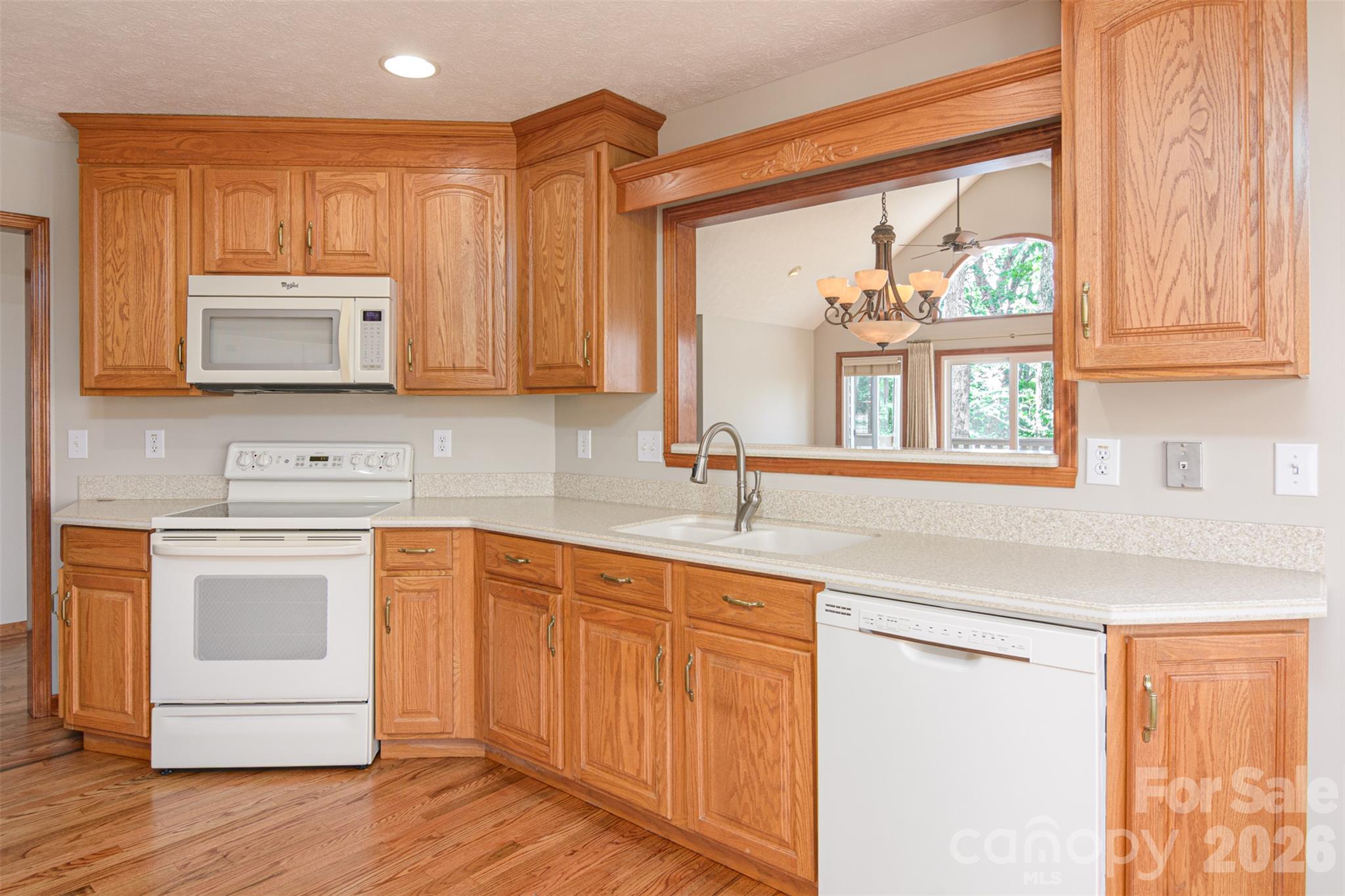 Single Family Residence at 299 Carriage Summitt Way, Hendersonville, photo 18 of 48
