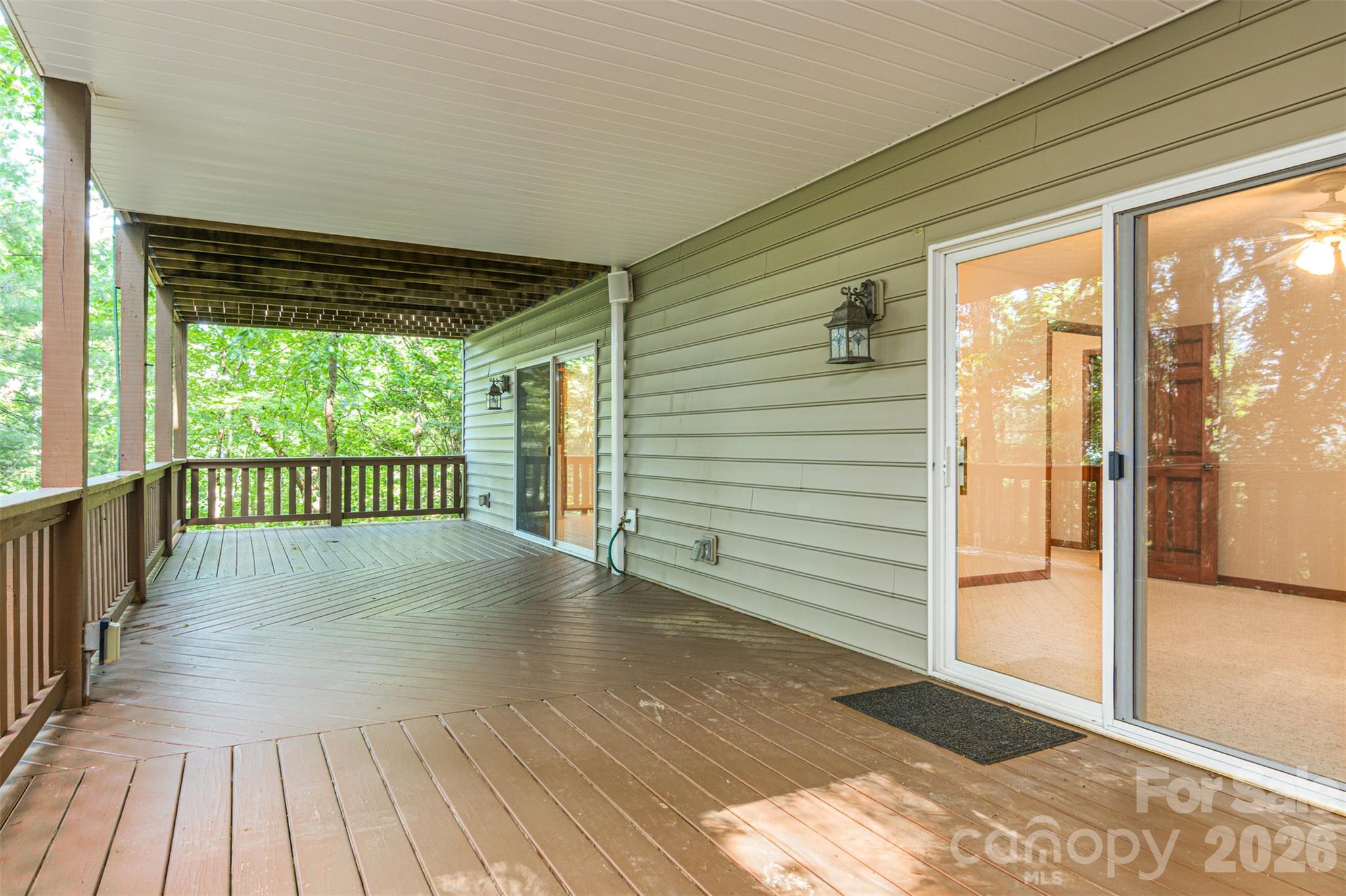 Lower Deck - 42x12 - 299 Carriage Summitt Way, Hendersonville