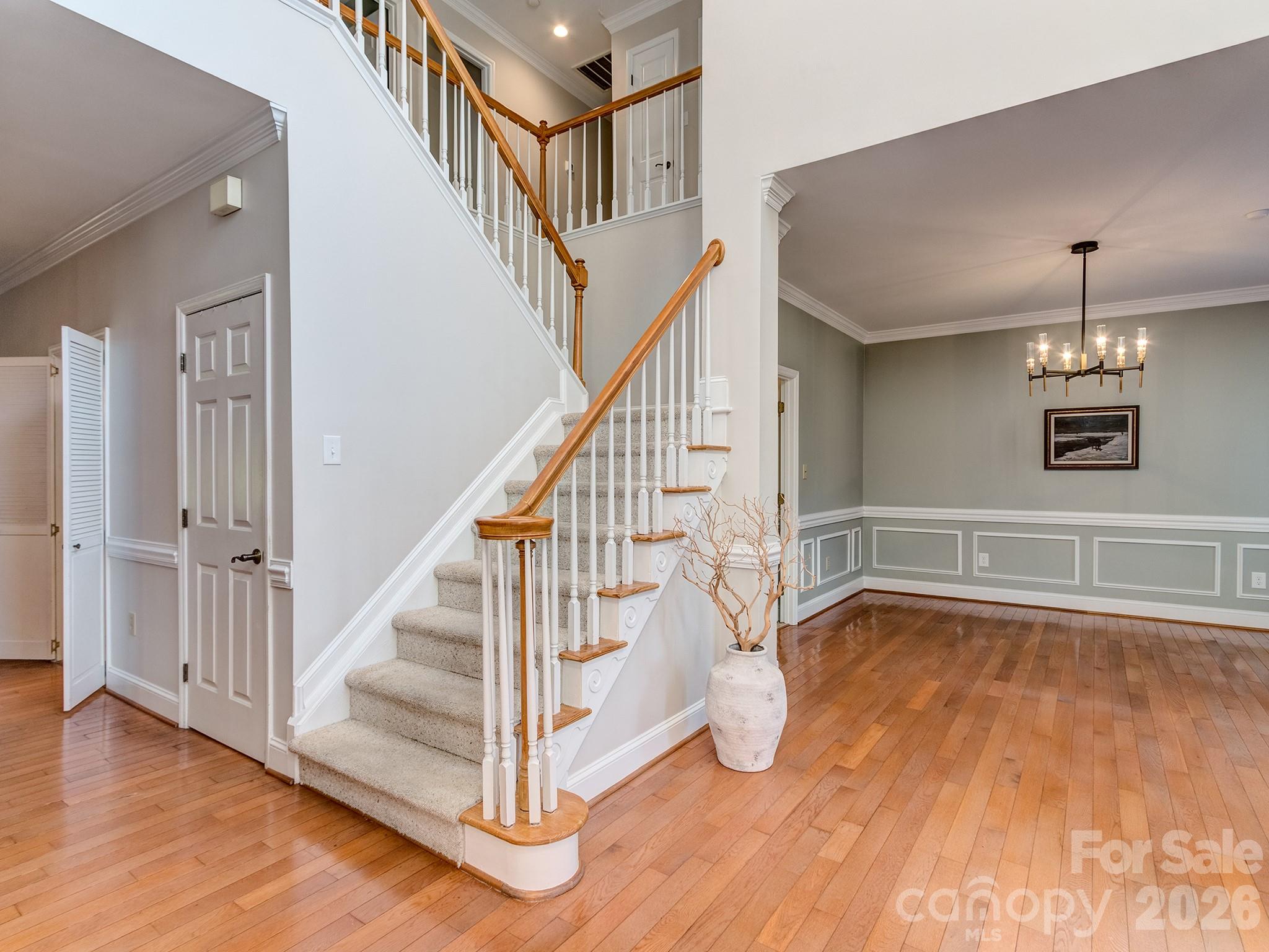 Single Family Residence at 5410 Flowering Dogwood Lane, Charlotte, photo 4 of 33