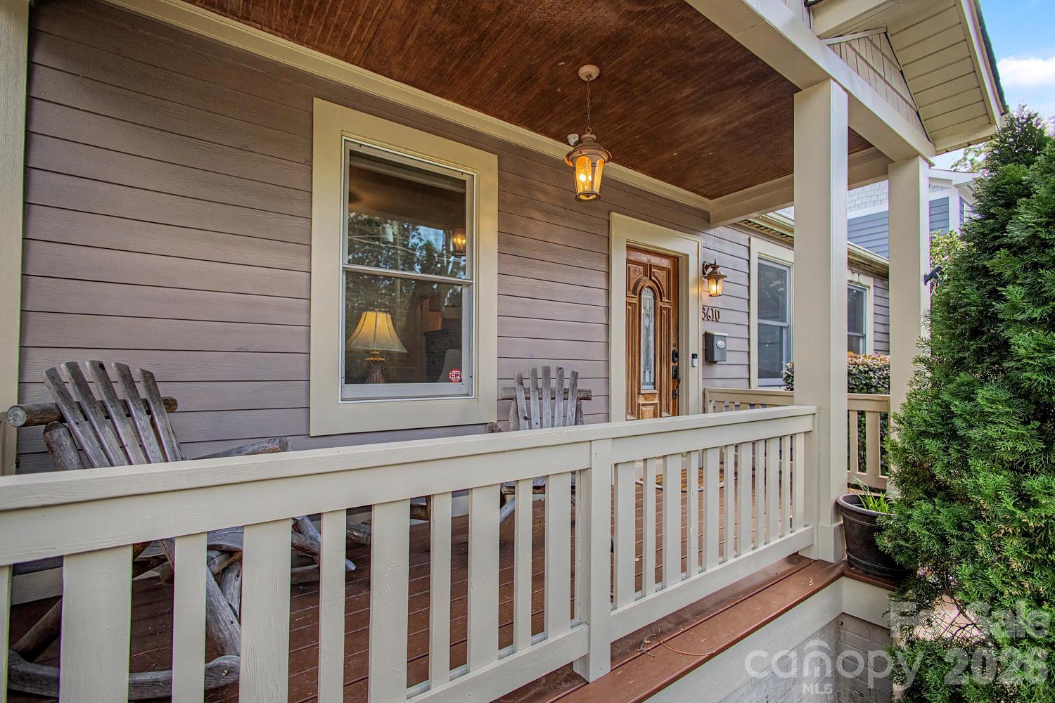 Single Family Residence at 3610 Oakwood Avenue, Charlotte, photo 5 of 46