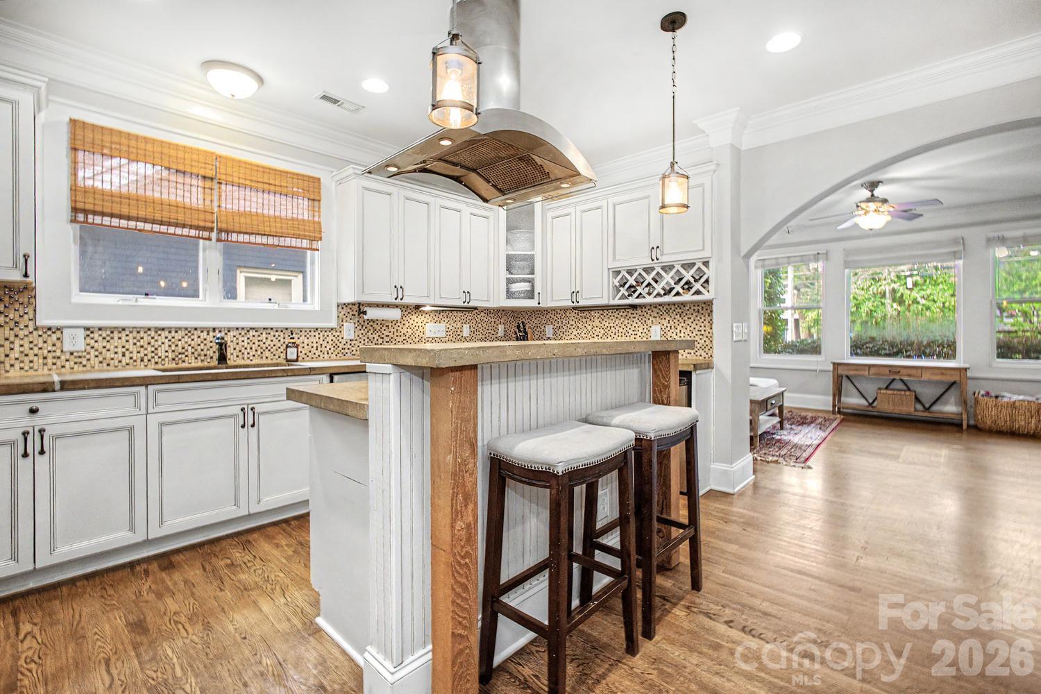 Single Family Residence at 3610 Oakwood Avenue, Charlotte, photo 13 of 46