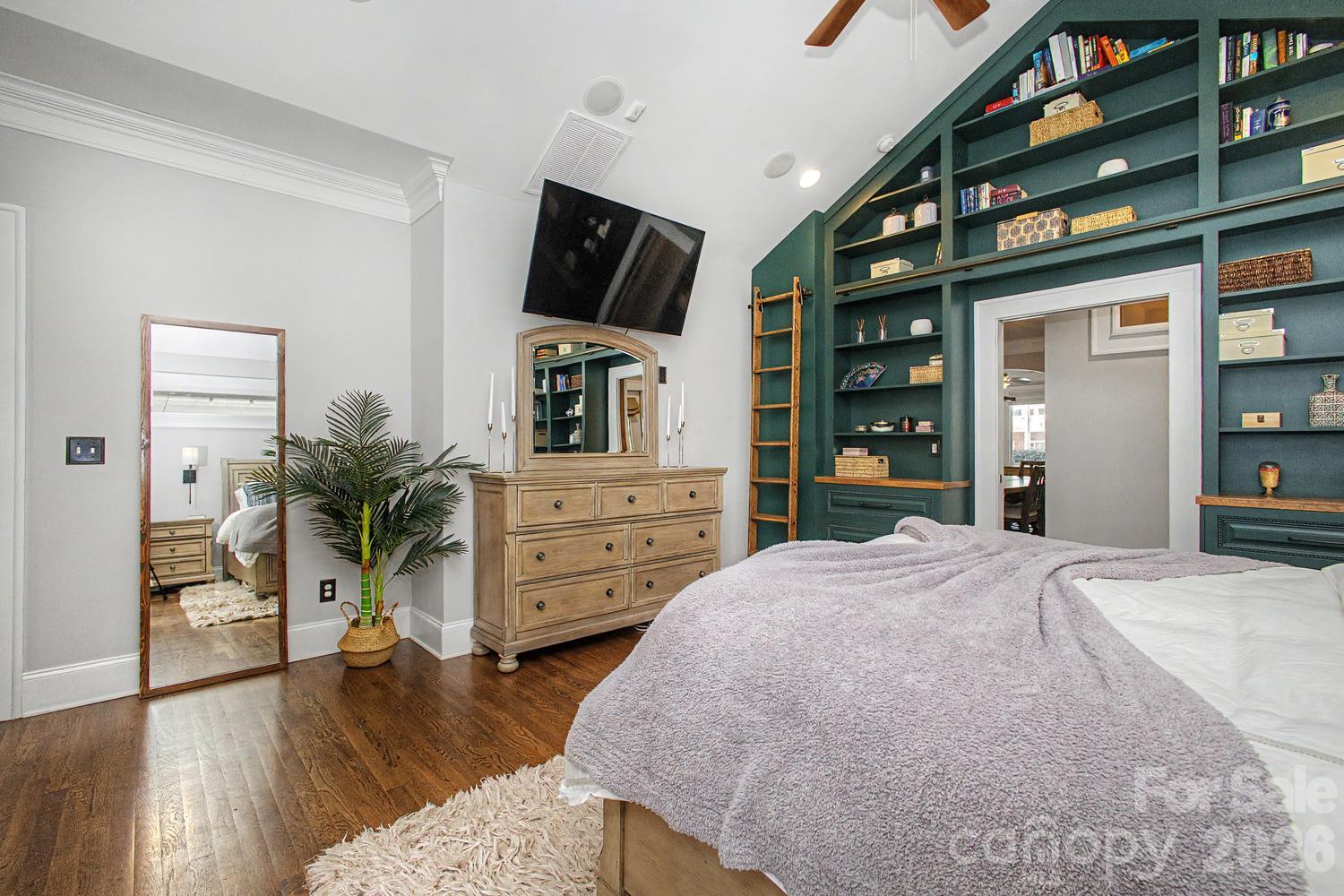 Single Family Residence at 3610 Oakwood Avenue, Charlotte, photo 20 of 46