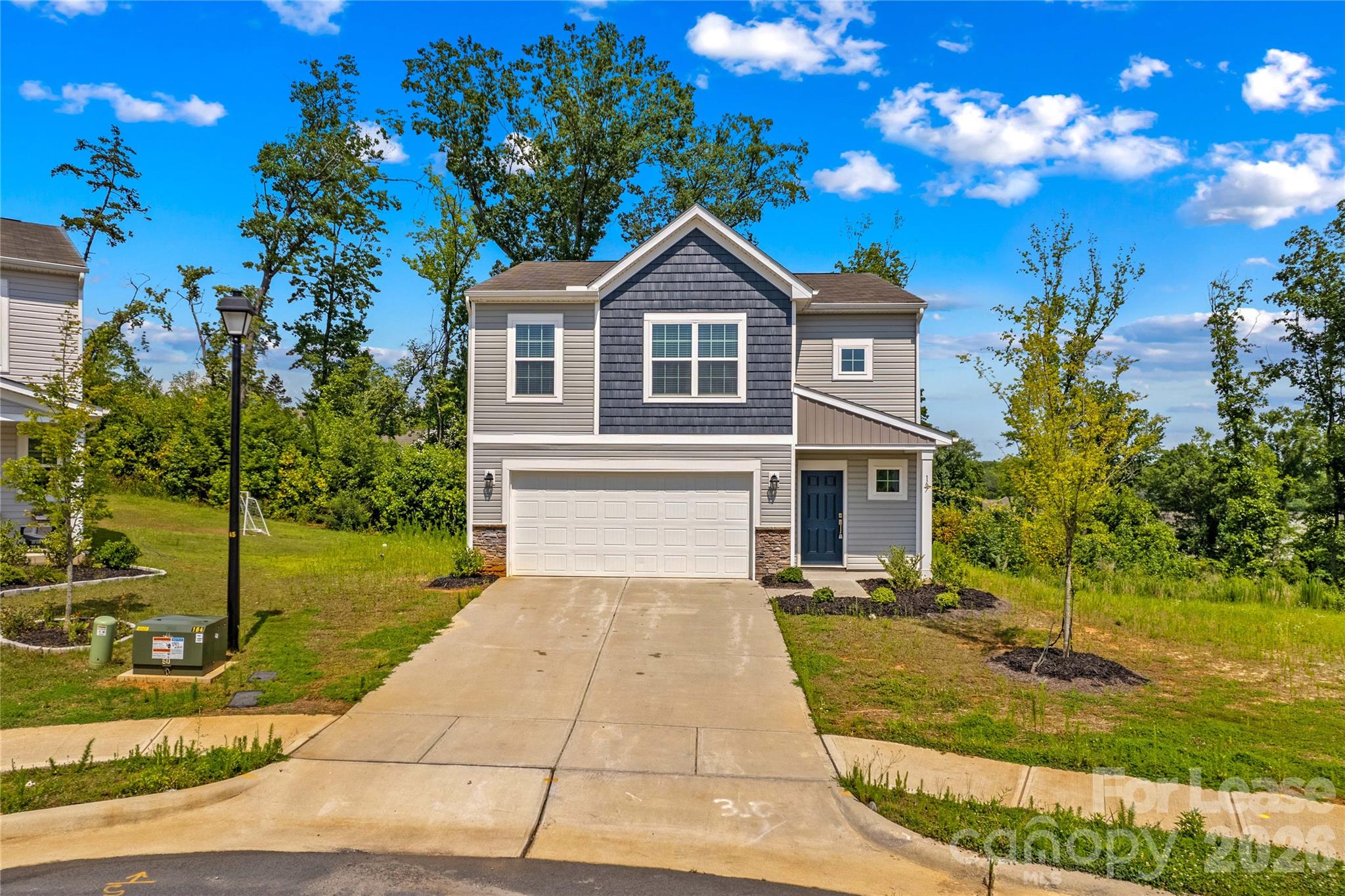 Single Family Residence at 167 Hazelnut Way, Statesville, photo 6 of 26