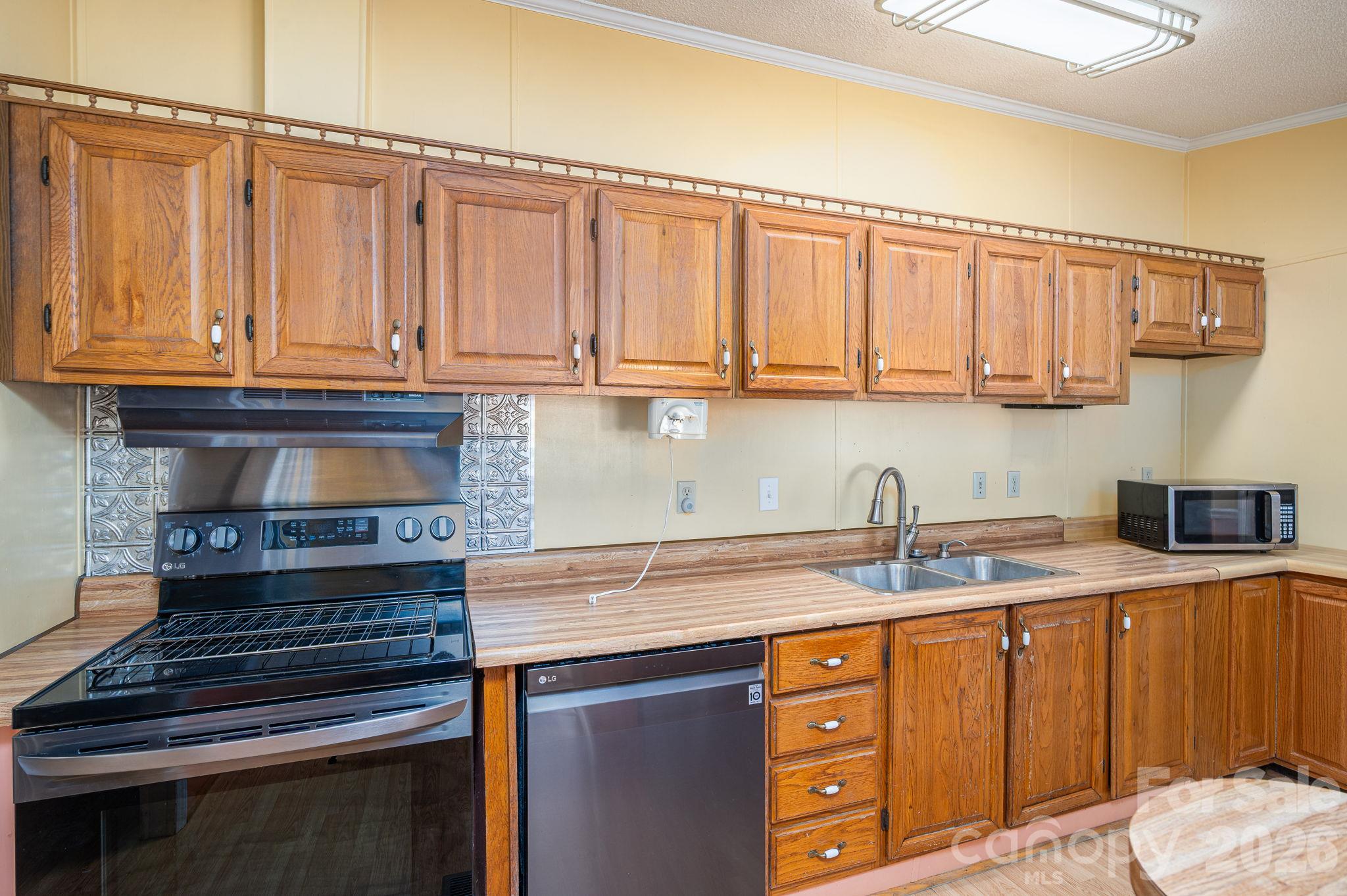 Single Family Residence at 147 Finger Street, Lincolnton, photo 22 of 46