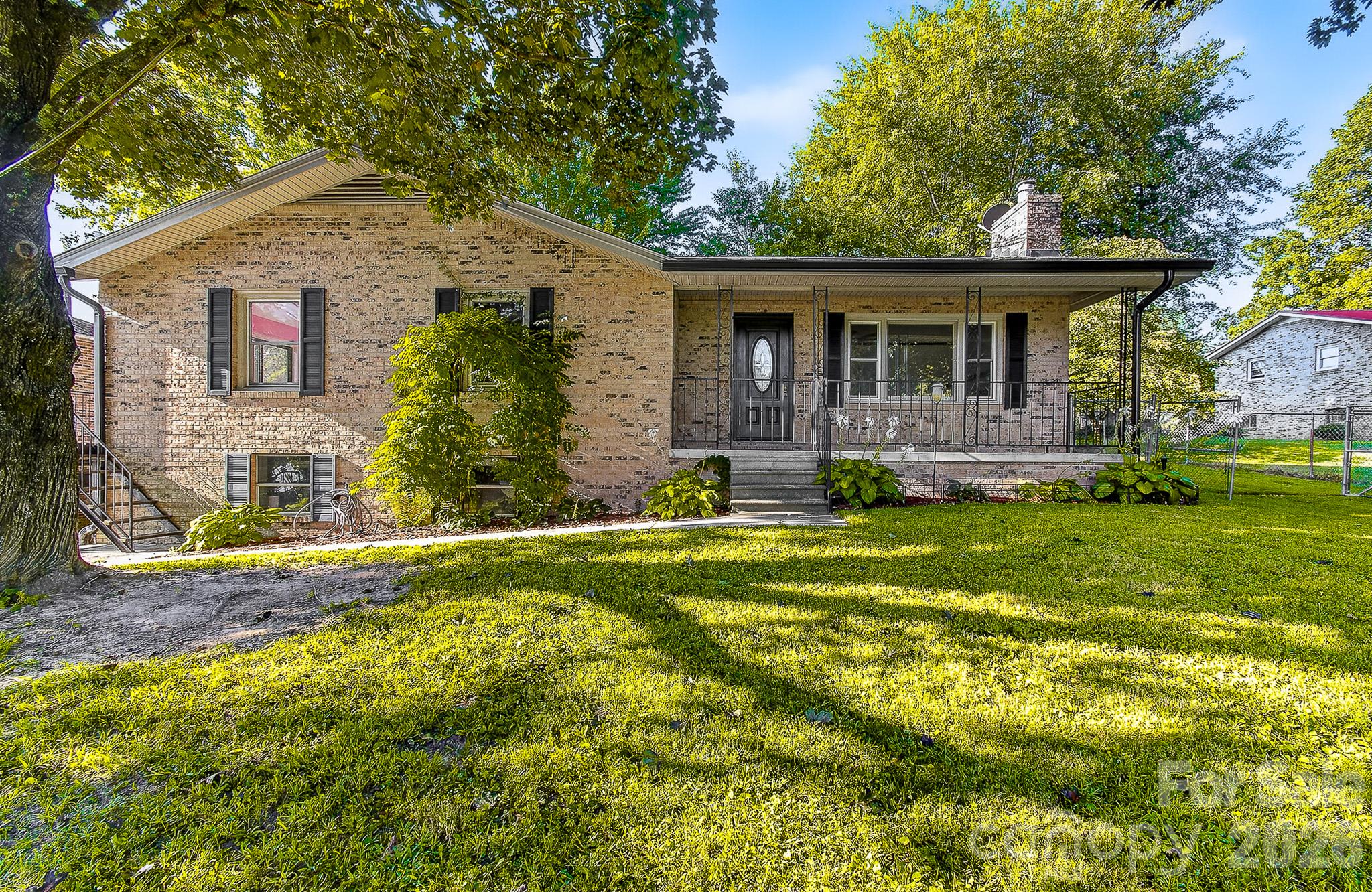 1371 Jackson Loop Road
