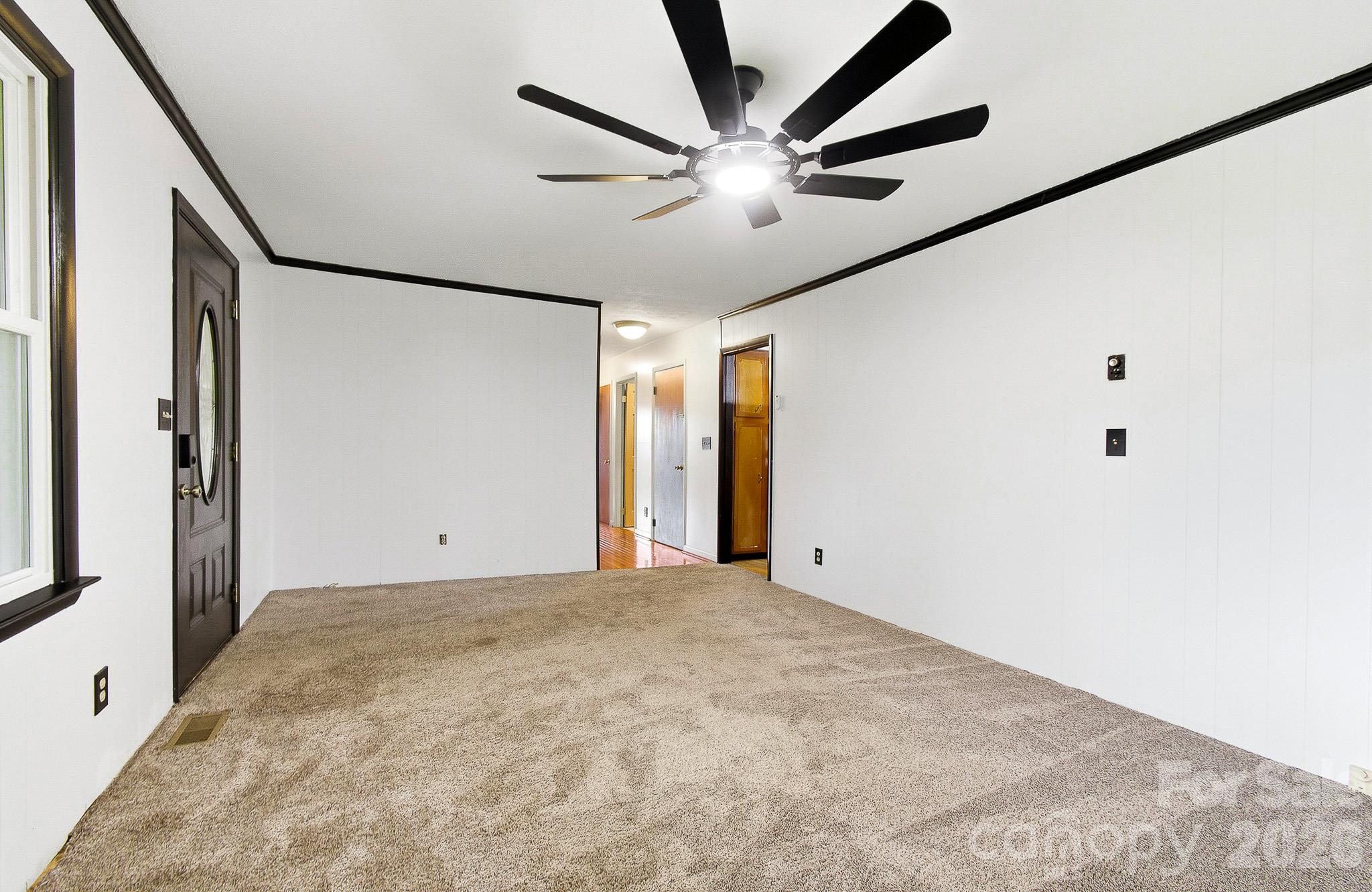 Single Family Residence at 1371 Jackson Loop Road, Flat Rock, photo 7 of 46