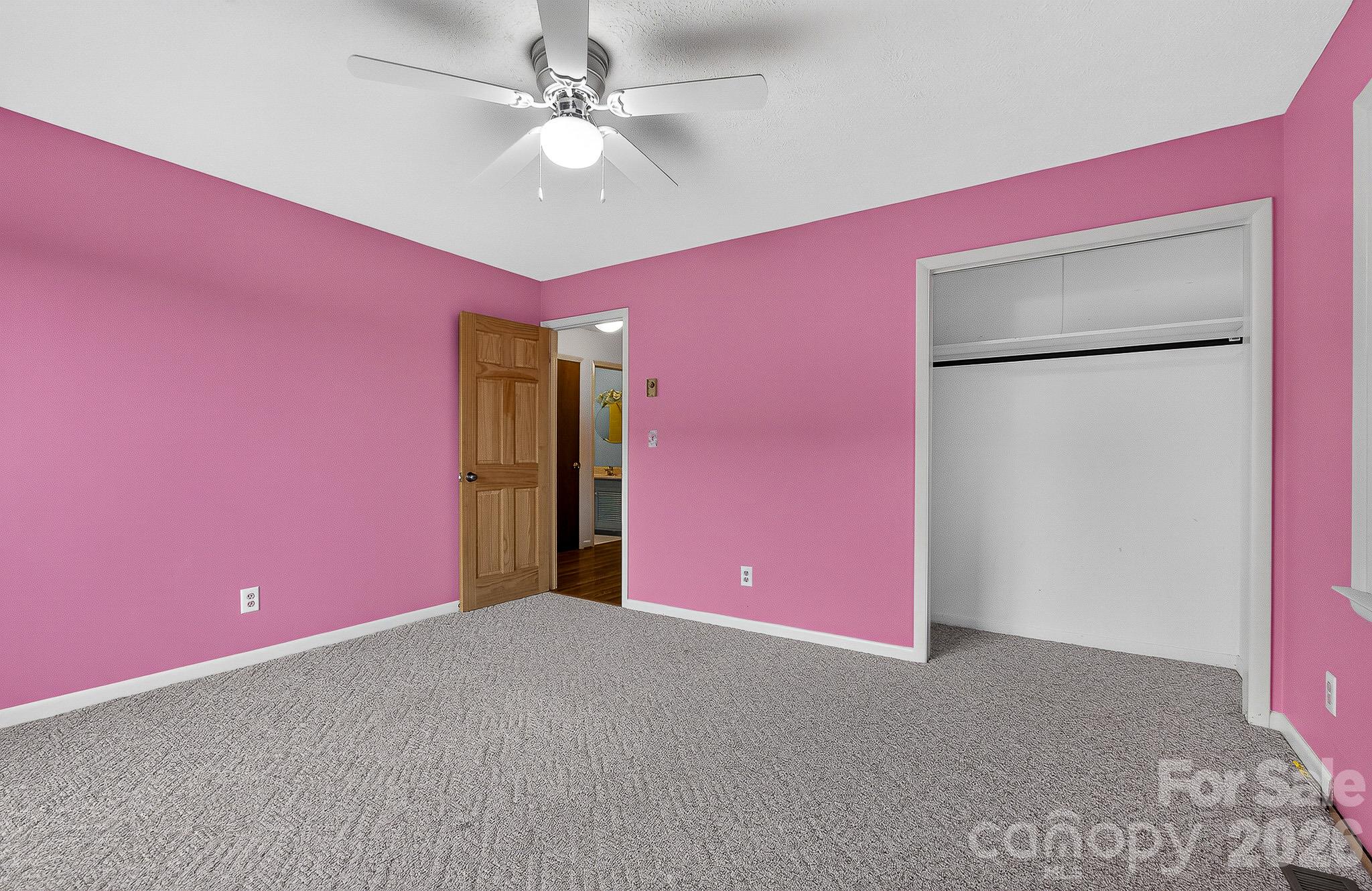 Single Family Residence at 1371 Jackson Loop Road, Flat Rock, photo 17 of 46