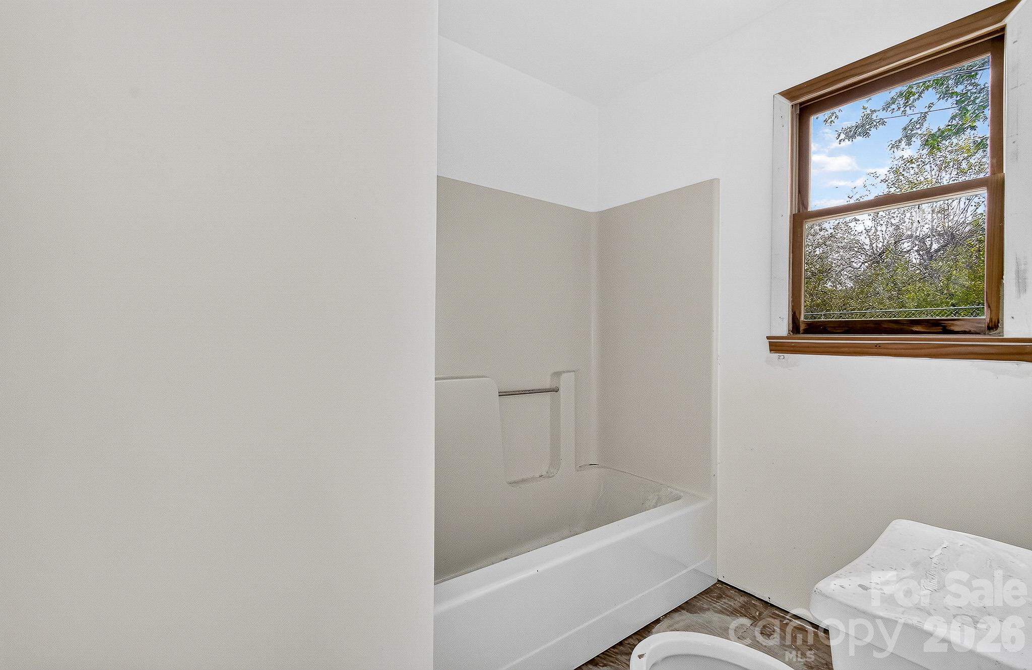 Single Family Residence at 1371 Jackson Loop Road, Flat Rock, photo 28 of 46