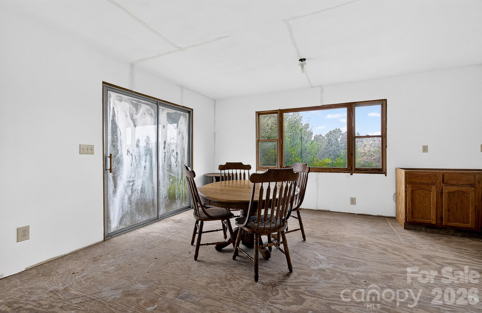 Single Family Residence at 1371 Jackson Loop Road, Flat Rock, photo 31 of 46