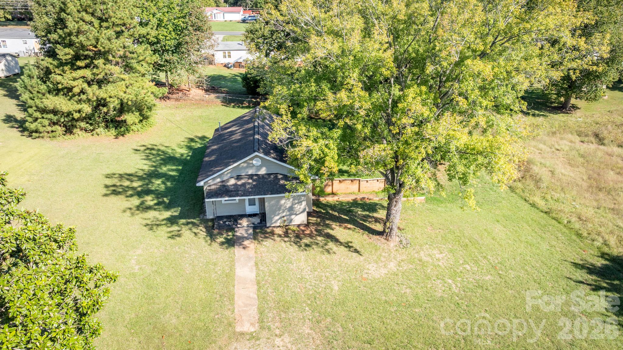 Single Family Residence at 135 Vinson Road, Statesville, photo 30 of 32