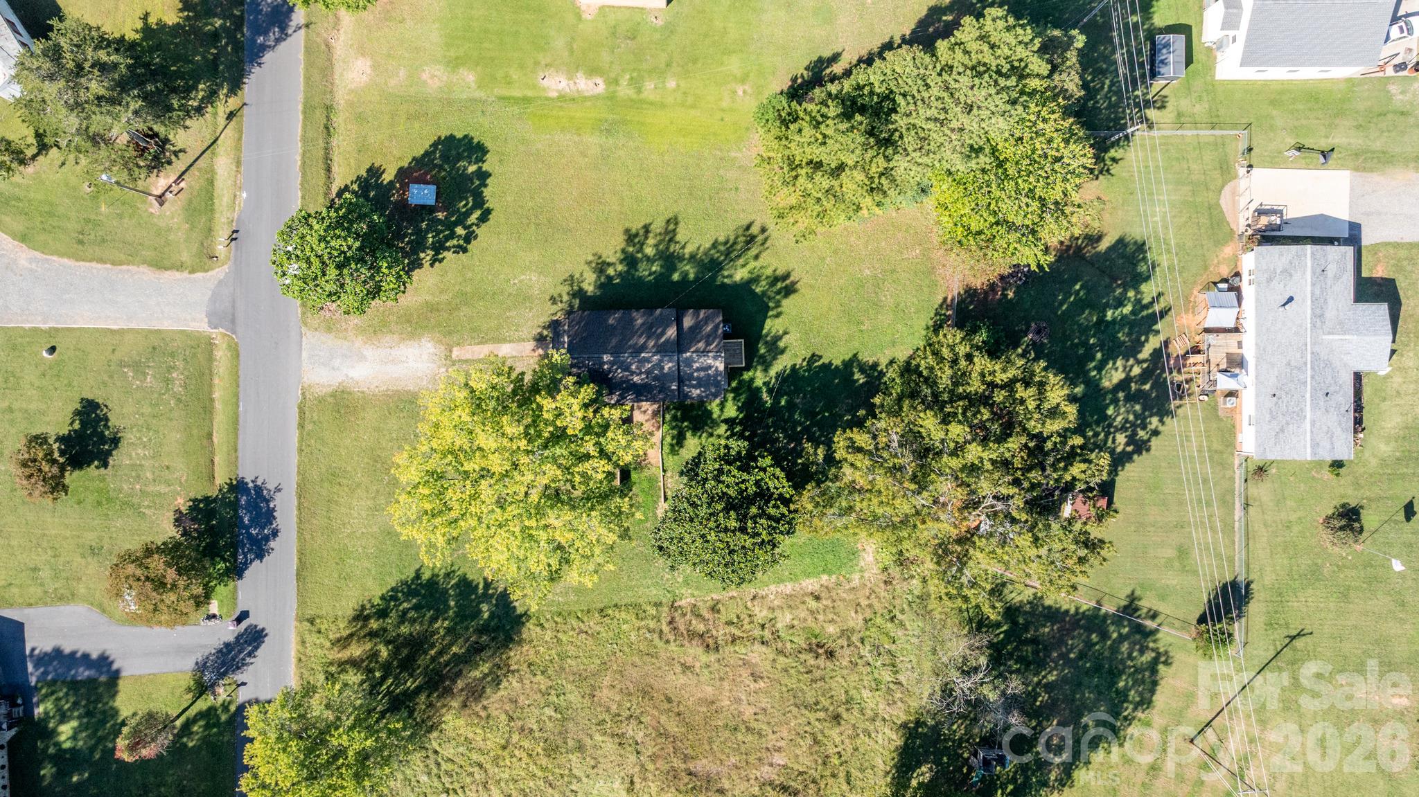 Single Family Residence at 135 Vinson Road, Statesville, photo 31 of 32