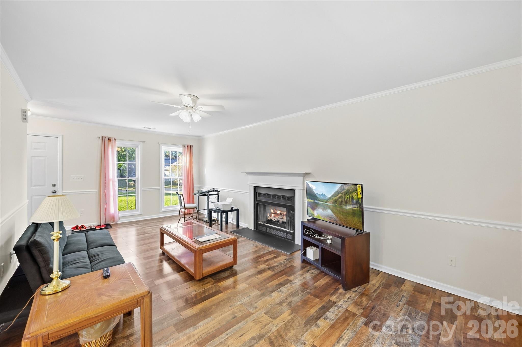 Single Family Residence at 2374 Eagle Glen Court, Gastonia, photo 5 of 42