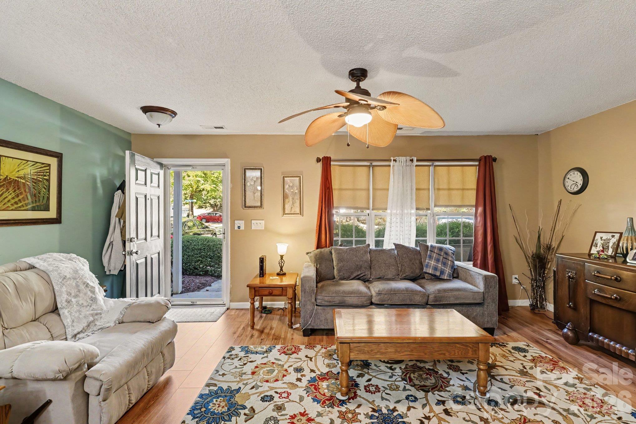 Townhouse at 12732 Hennigan Place Lane, Charlotte, photo 4 of 33