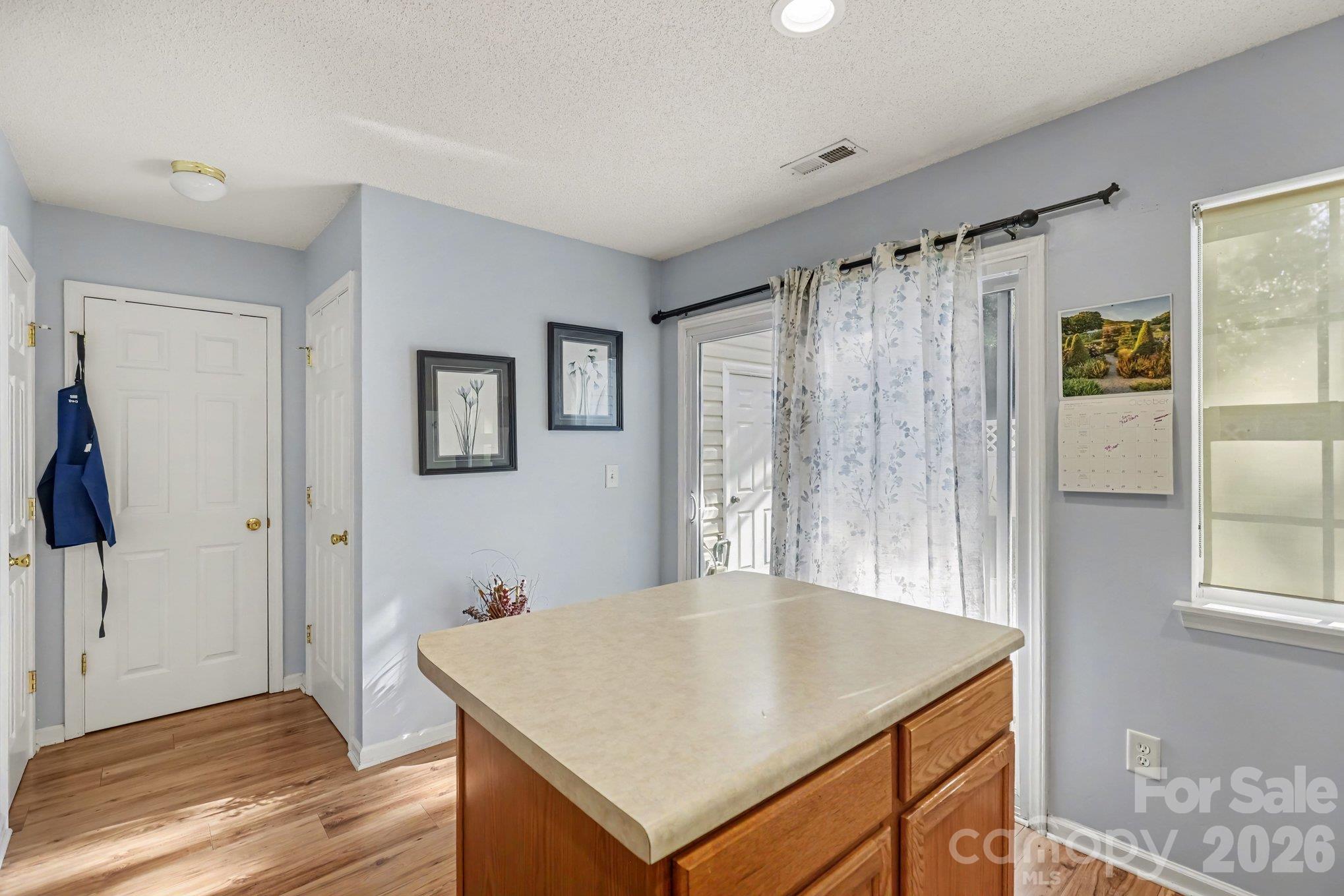 Townhouse at 12732 Hennigan Place Lane, Charlotte, photo 17 of 33