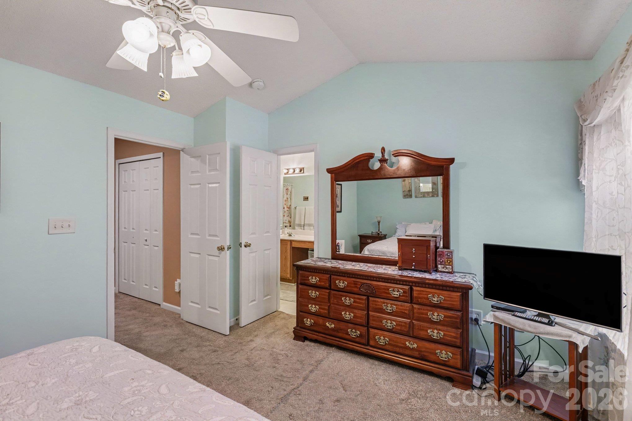 Townhouse at 12732 Hennigan Place Lane, Charlotte, photo 22 of 33