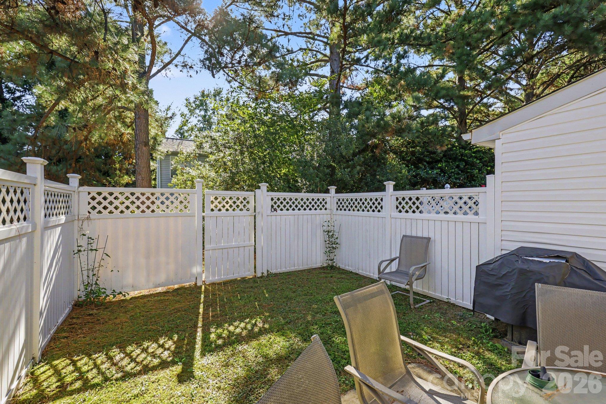 Townhouse at 12732 Hennigan Place Lane, Charlotte, photo 33 of 33