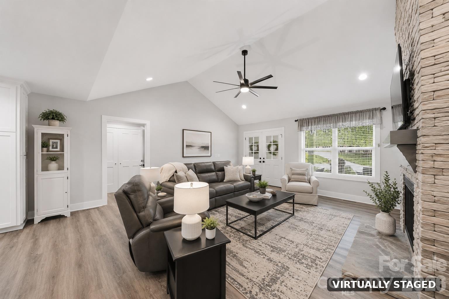 Living Room - 41 Emerson Court, Taylorsville