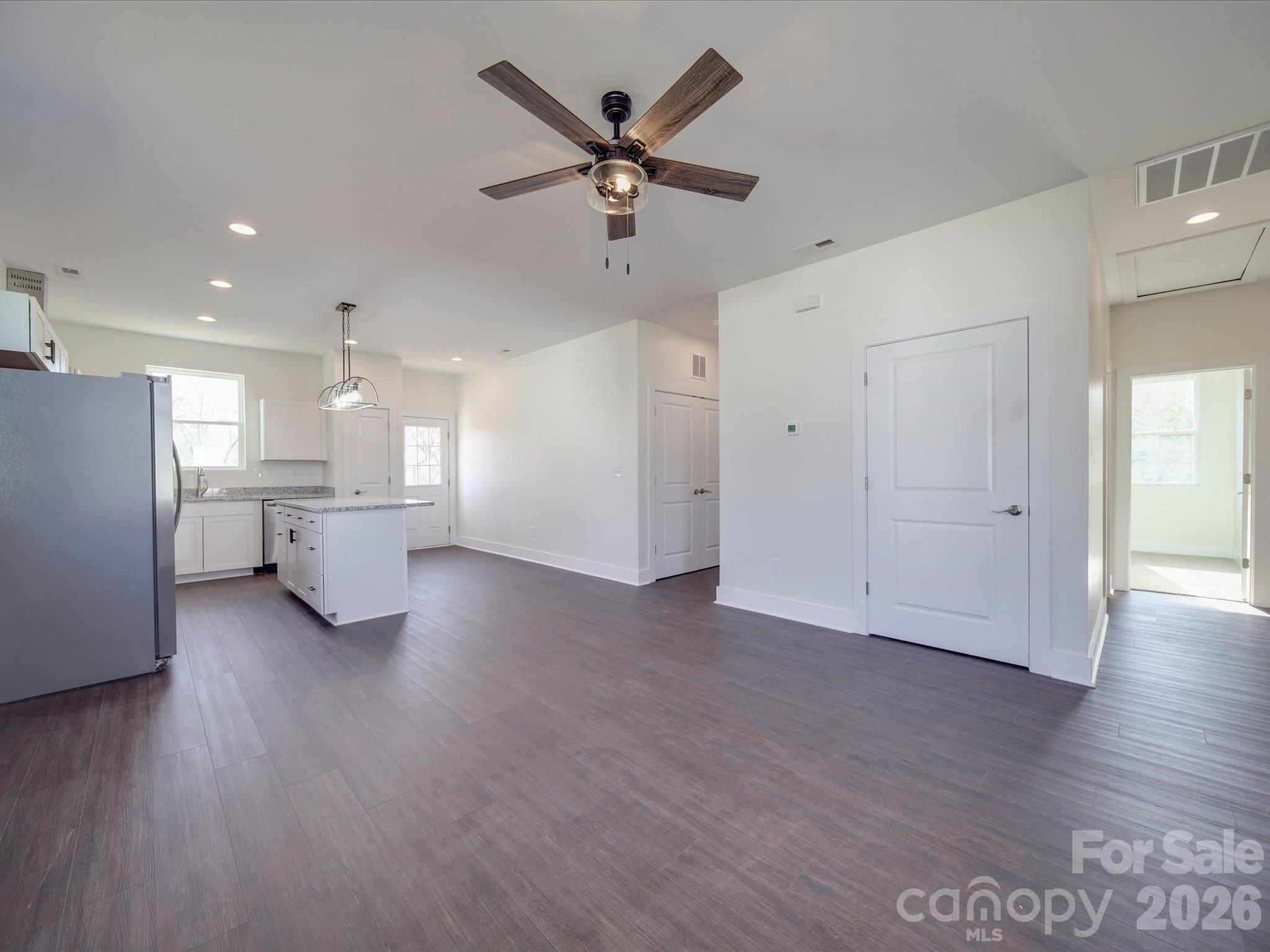Single Family Residence at 102 Snyder Court NE, Concord, photo 6 of 34