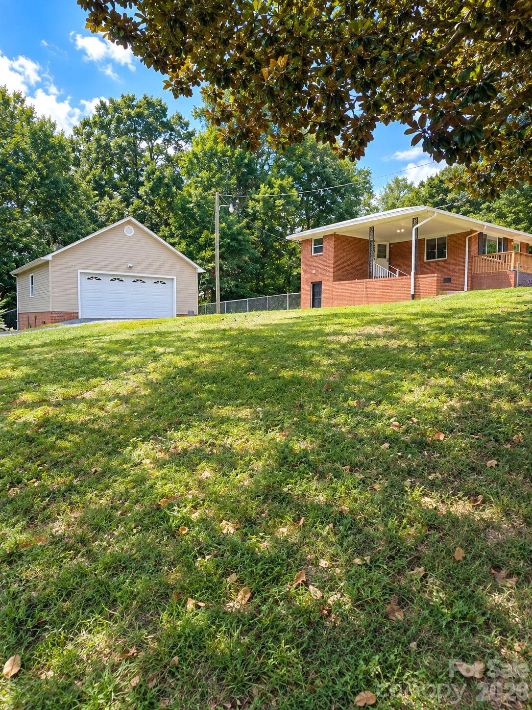 Side Exterior - 1627 W Lakewood Drive, Rock Hill