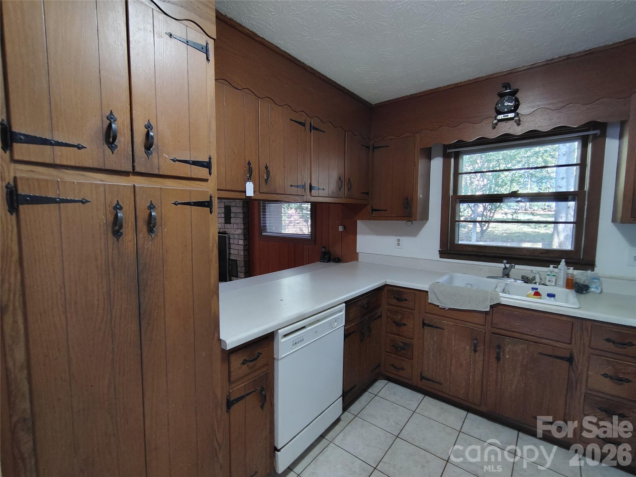 Kitchen - 69 Alexander Road, Weaverville
