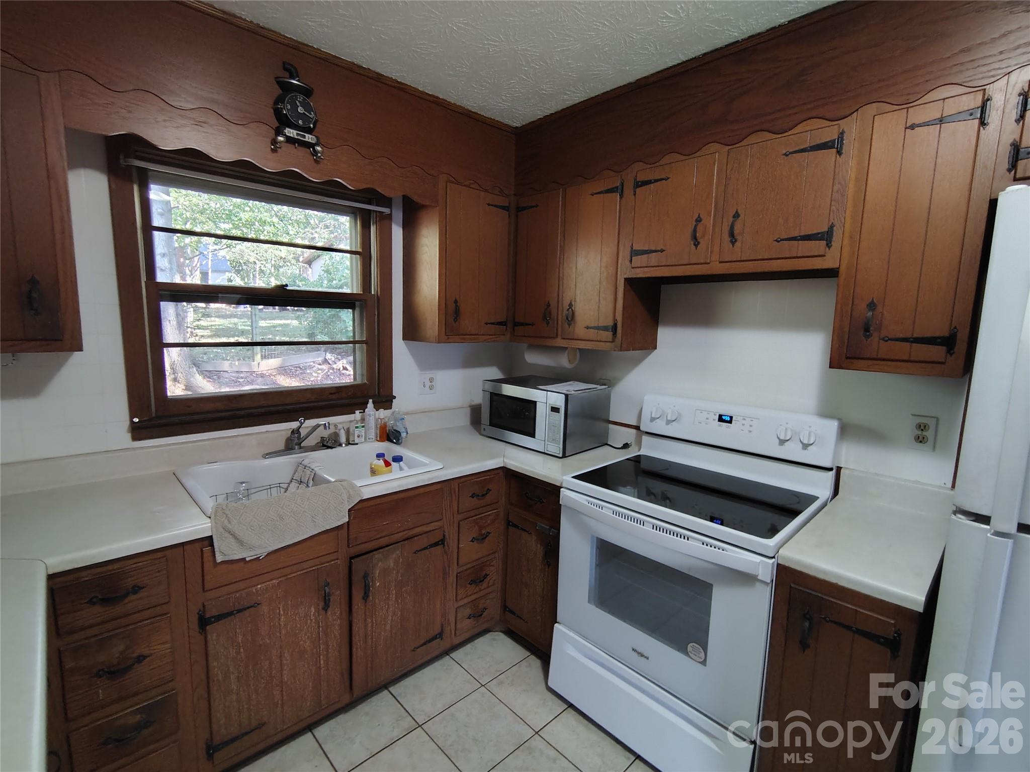 Kitchen - 69 Alexander Road, Weaverville