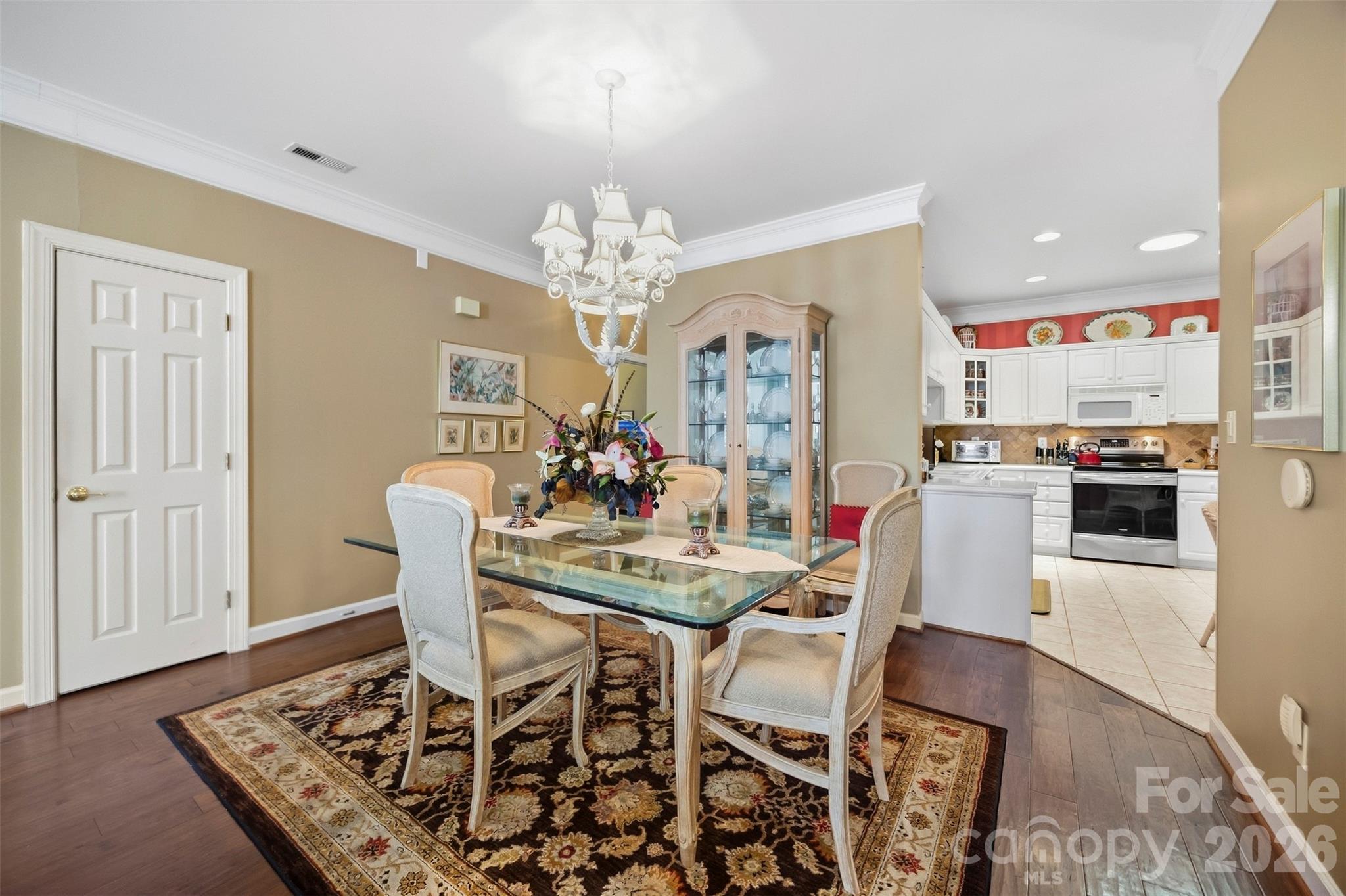 Condominium at 8306 Olde Troon Drive, Charlotte, photo 11 of 33