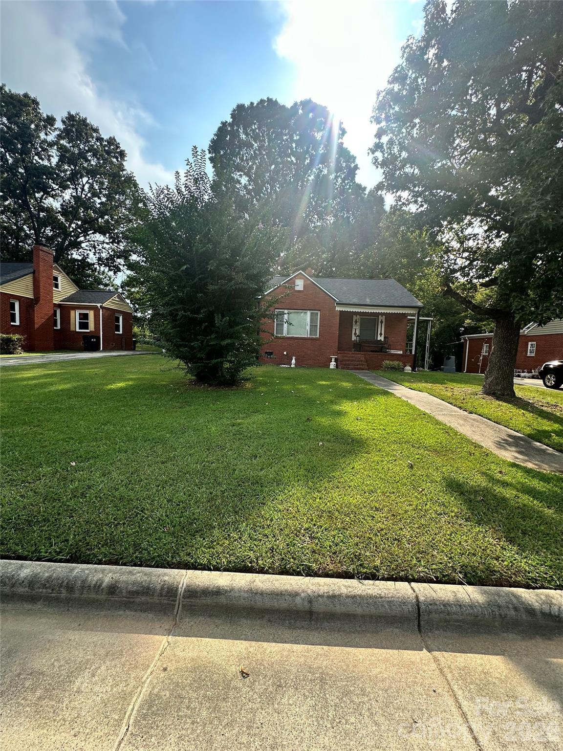 Single Family Residence at 537 Bowman Road, Charlotte, photo 3 of 8