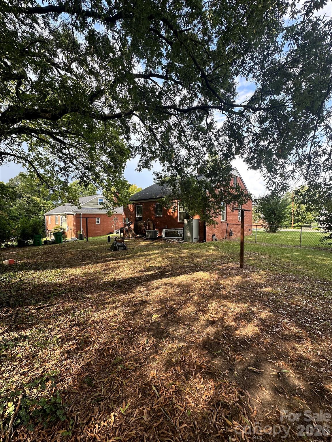 Single Family Residence at 537 Bowman Road, Charlotte, photo 8 of 8